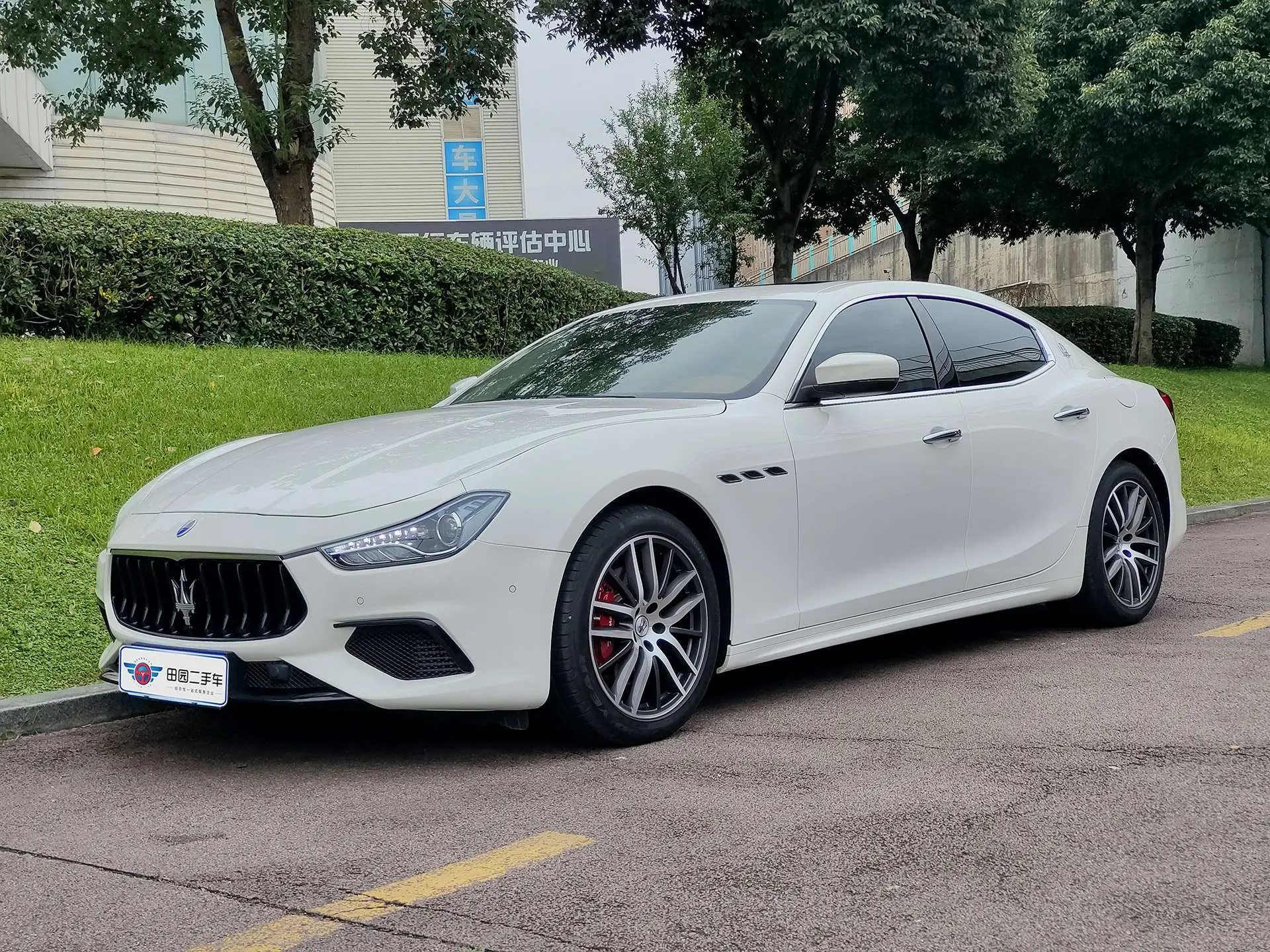 Maserati Ghibli  из Китая