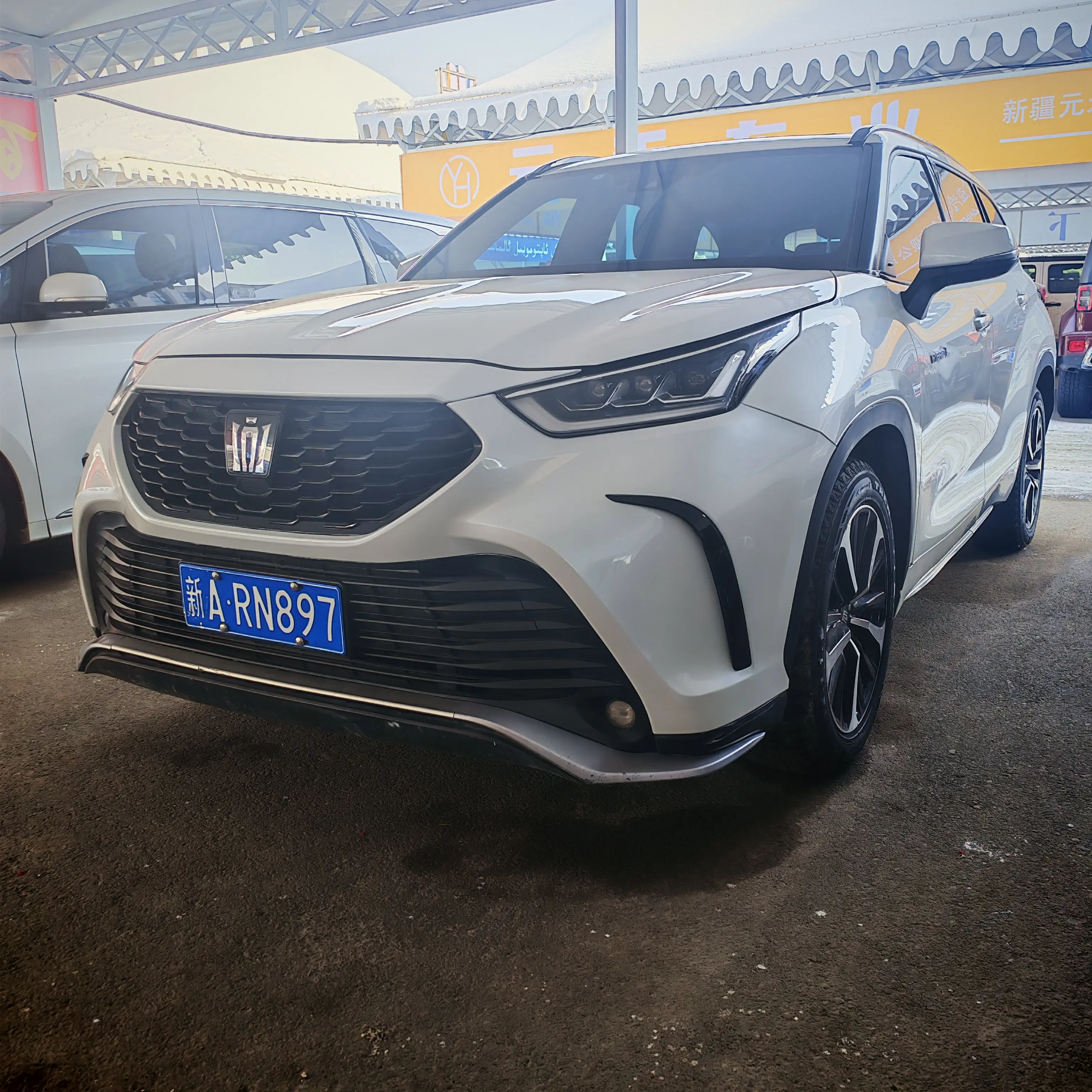 Toyota Crown Kluger  из Китая