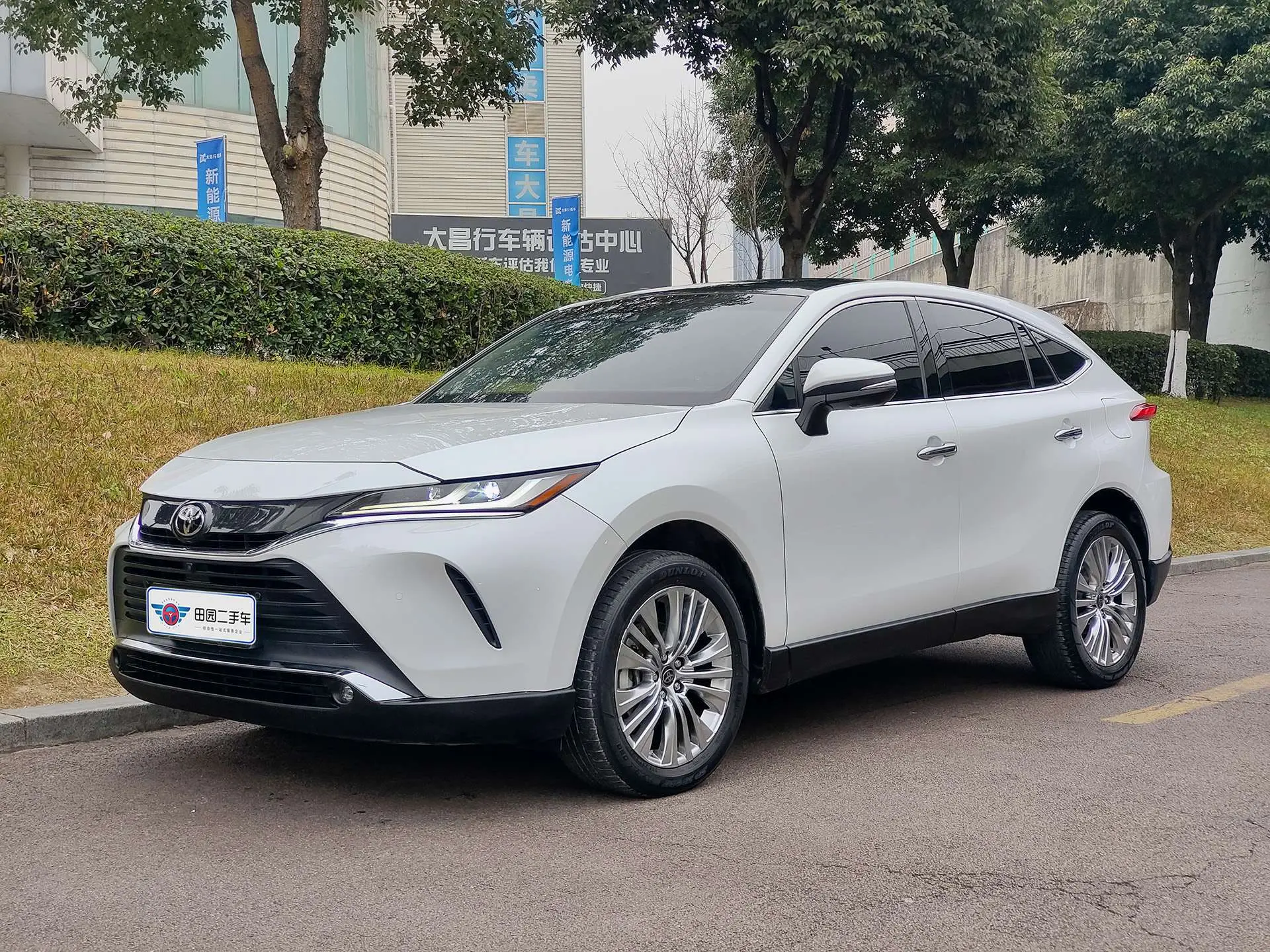 Toyota Harrier  из Китая