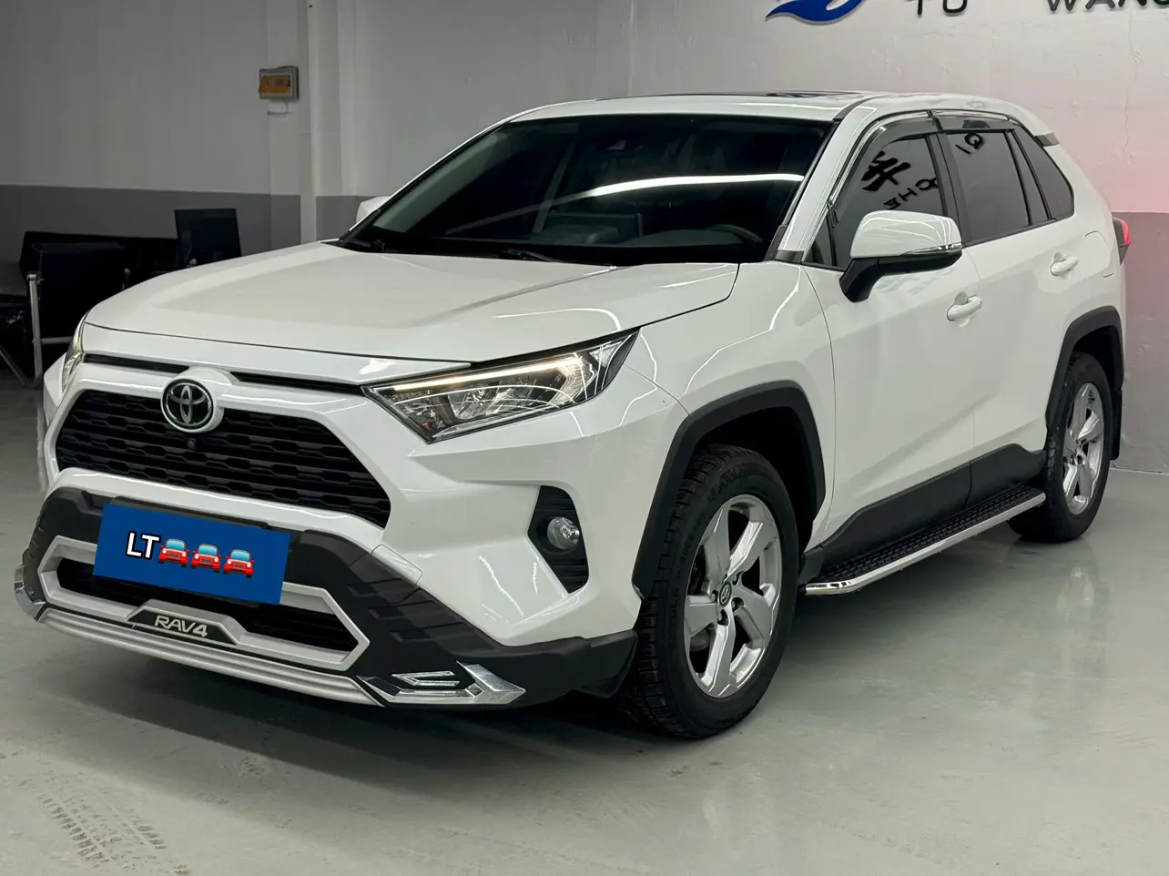 Toyota RAV4  из Китая