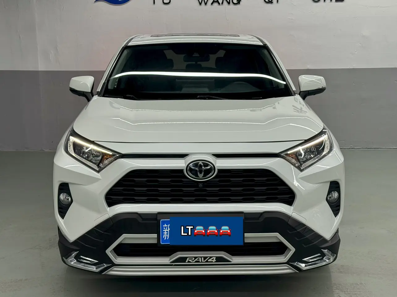 Toyota RAV4  из Китая