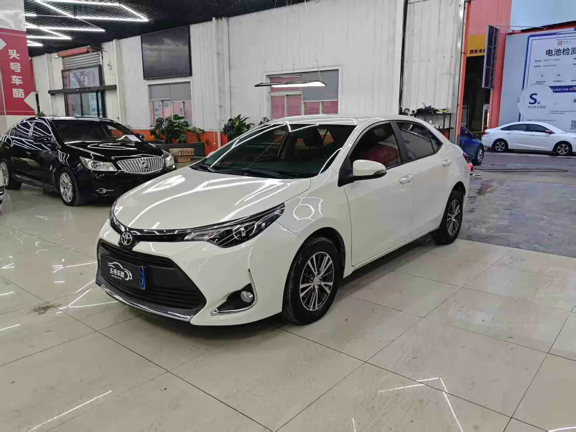 Toyota Levin (Lei Ling)  из Китая