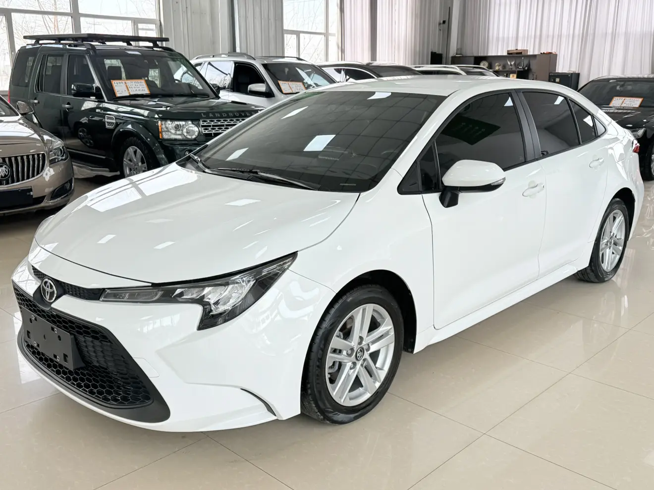 Toyota Levin (Lei Ling)  из Китая