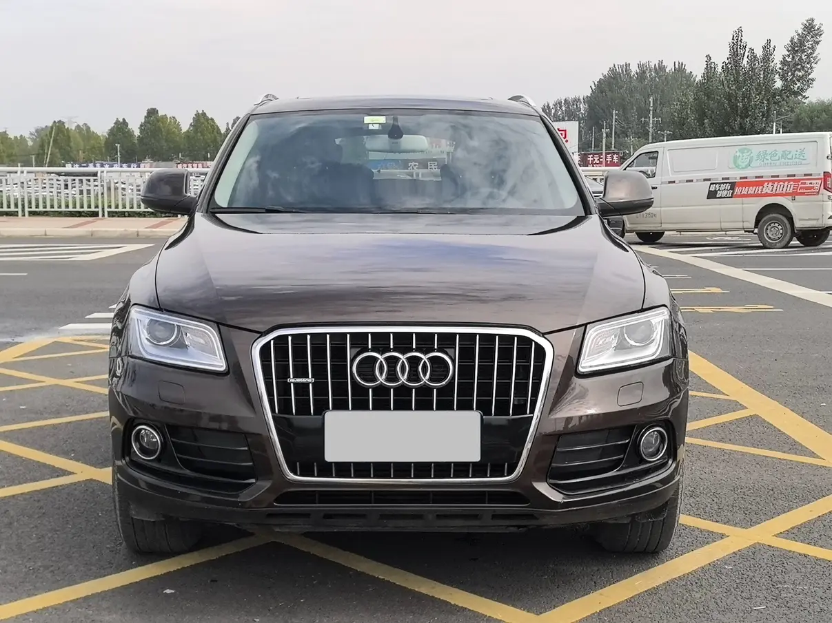 Audi Q5  из Китая