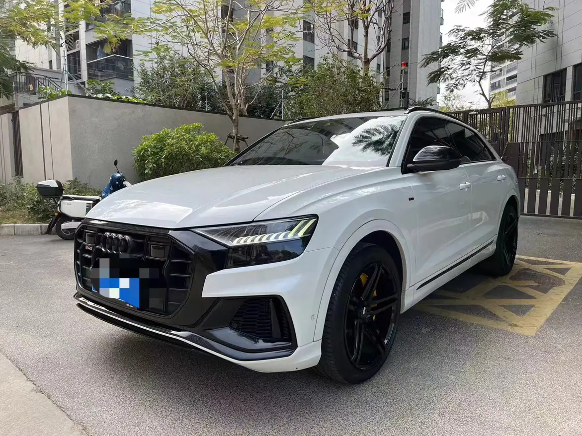 Audi Q8  из Китая