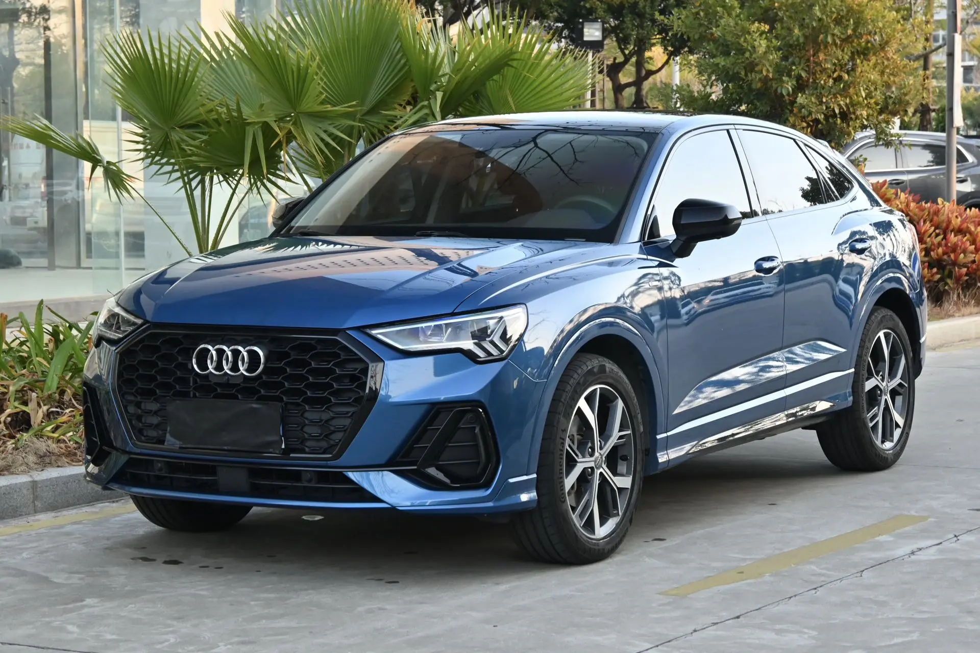 Audi Q3 Sportback  из Китая