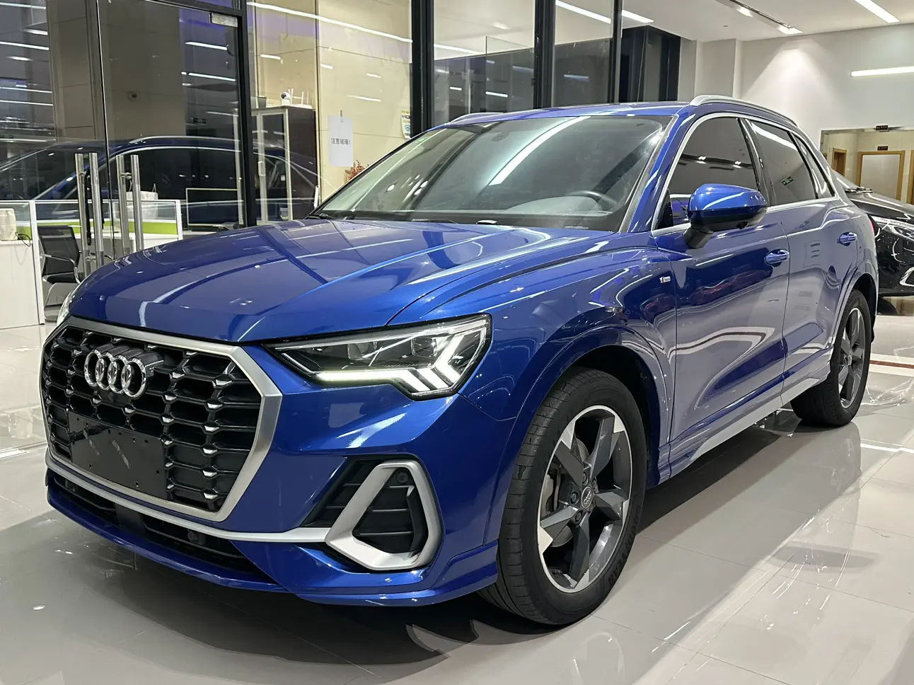 Audi Q3  из Китая