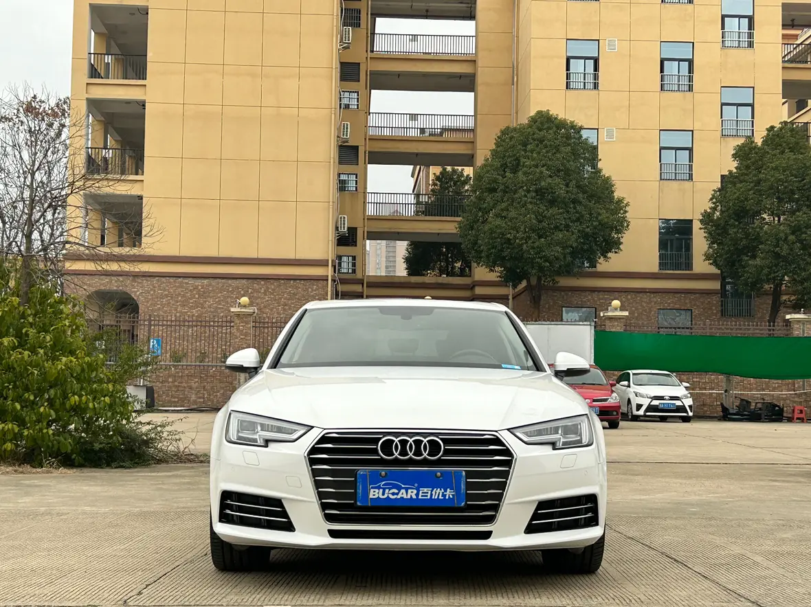 Audi A4L  из Китая