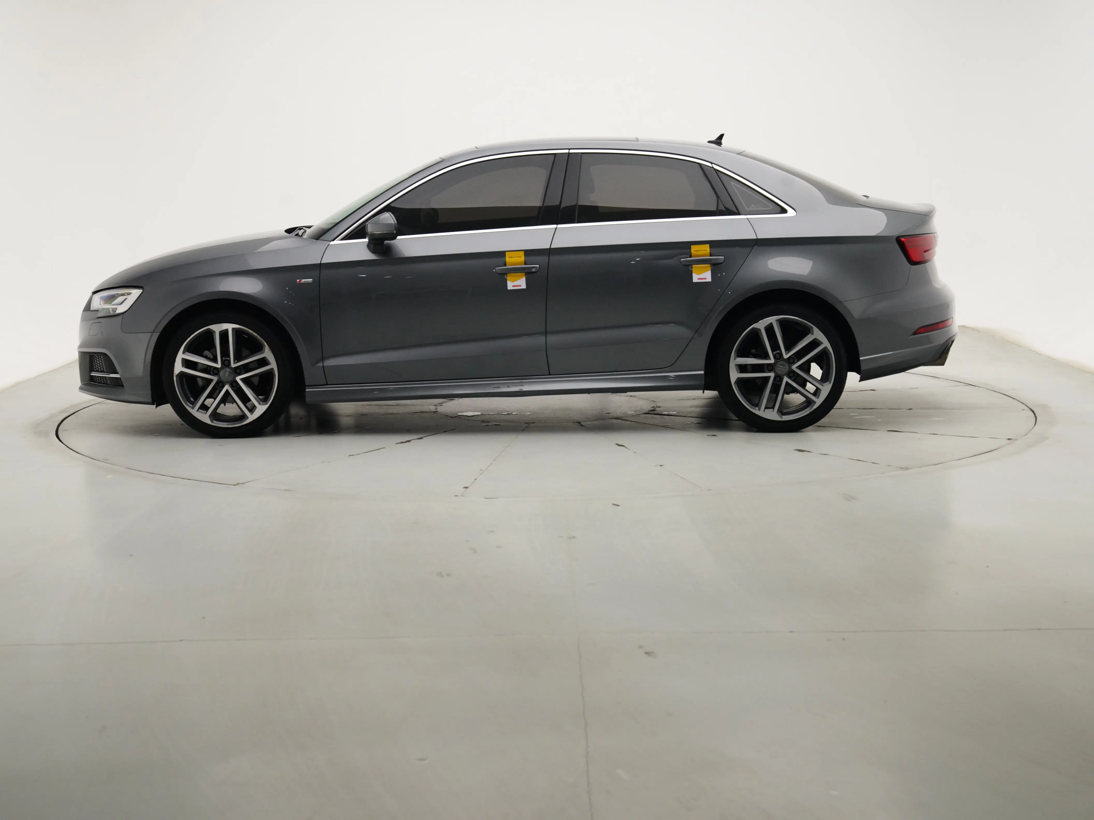 Audi A3  из Китая