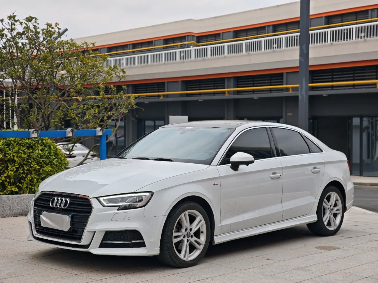 Audi A3  из Китая