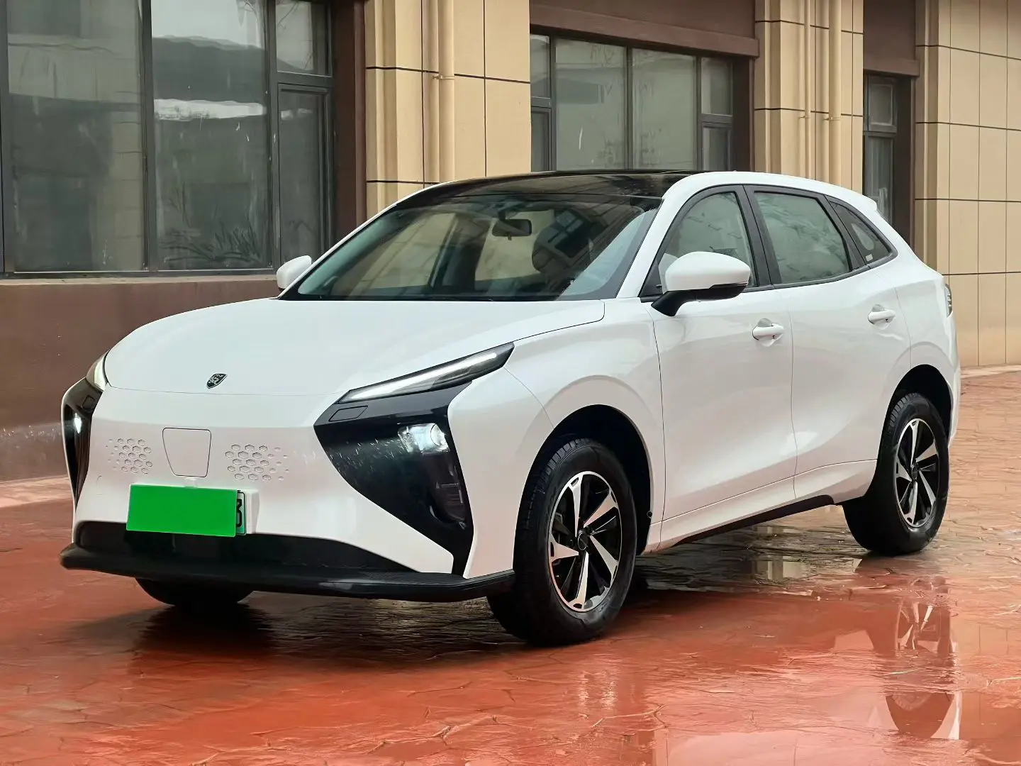 Forthing Wind and Thunder  из Китая