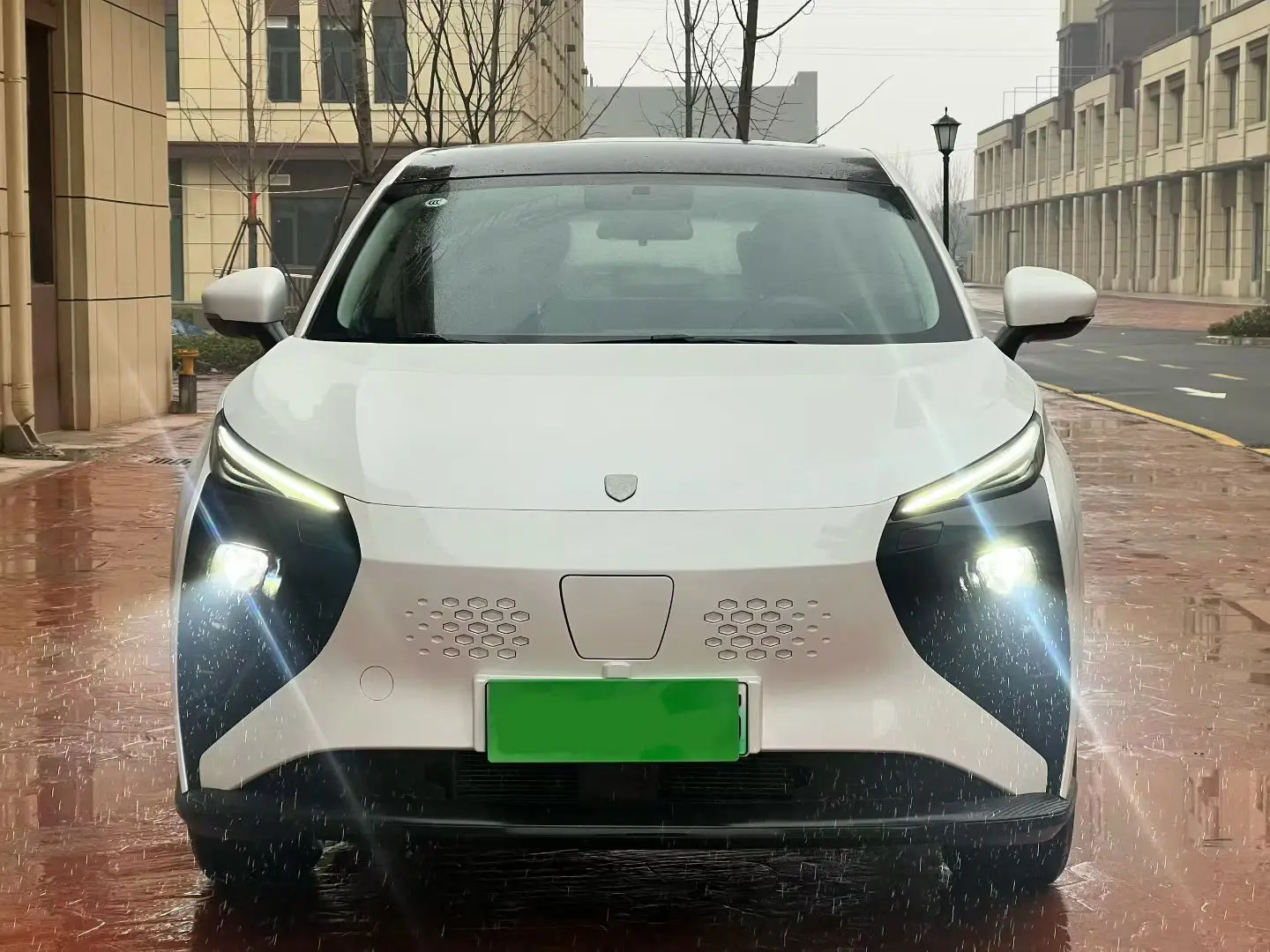 Forthing Wind and Thunder  из Китая