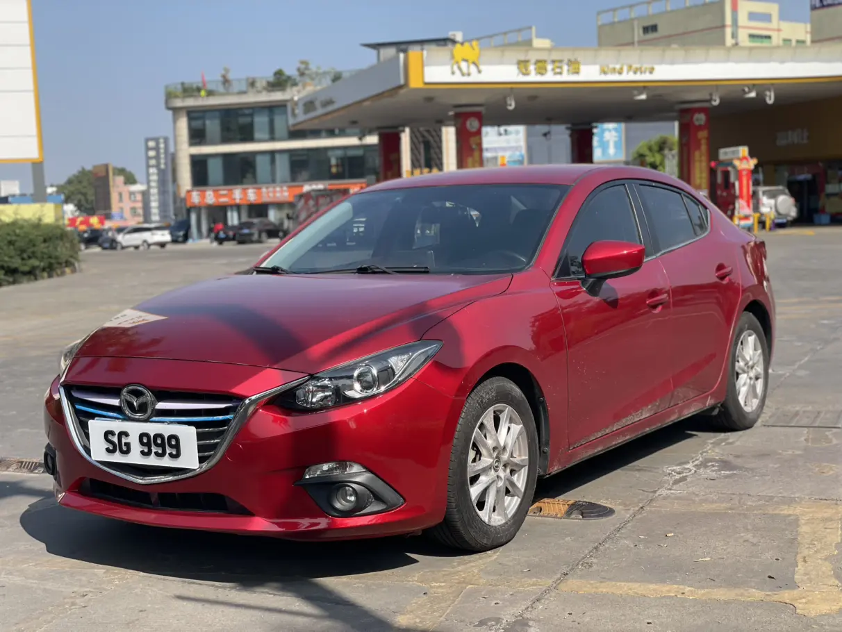 Mazda Axela (Mazda3)  из Китая