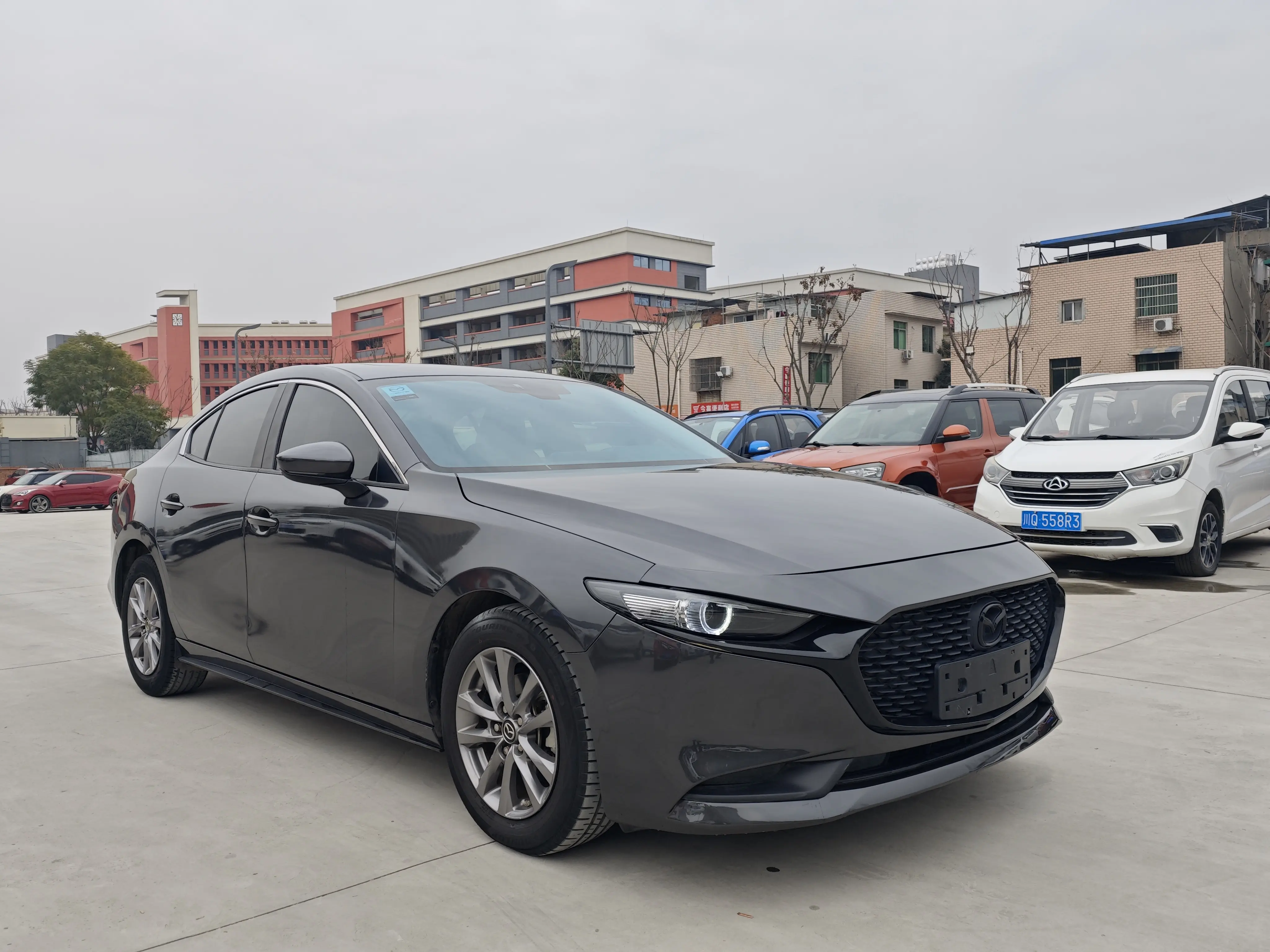 Mazda Axela (Mazda3)  из Китая