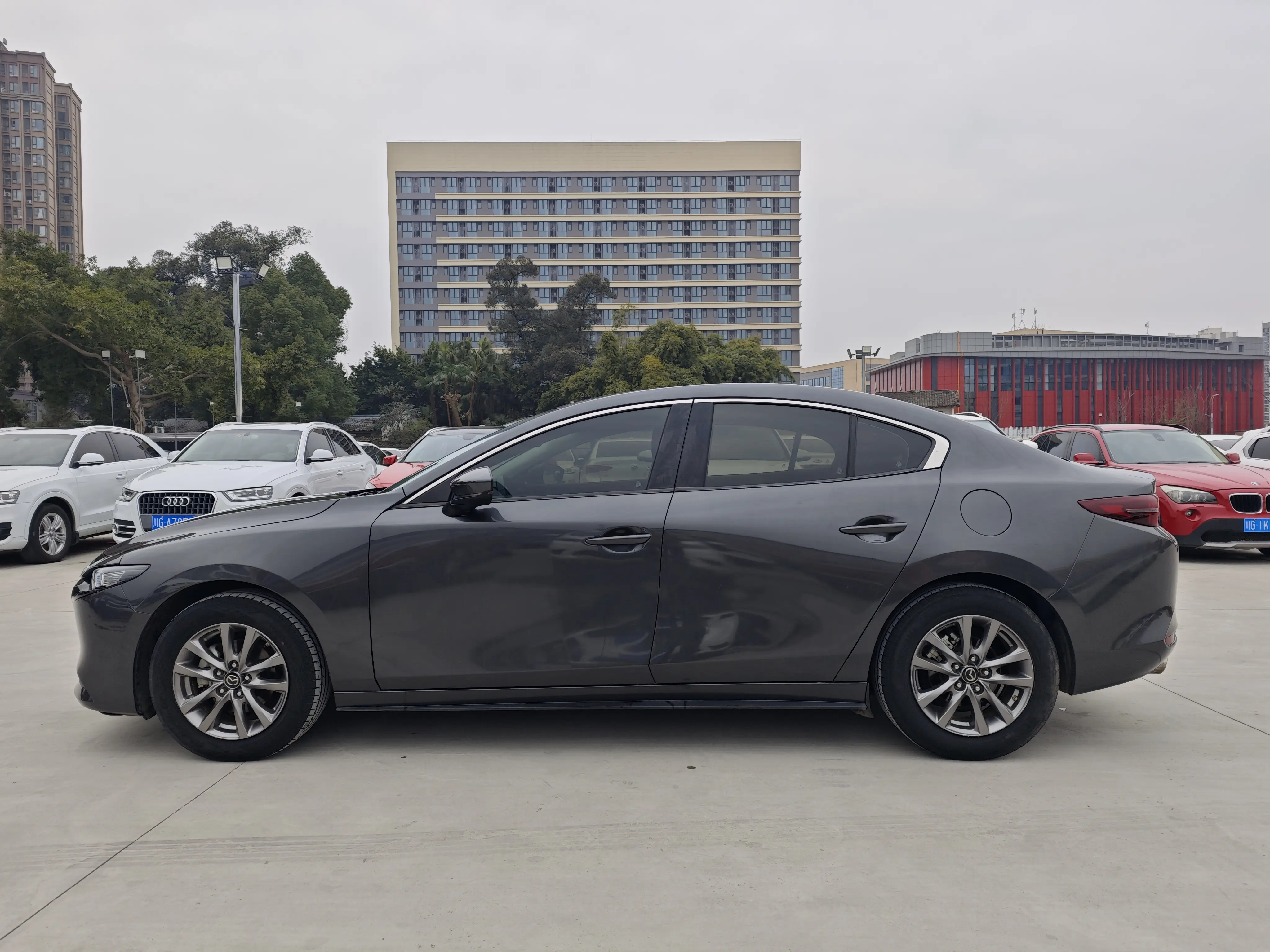 Mazda Axela (Mazda3)  из Китая