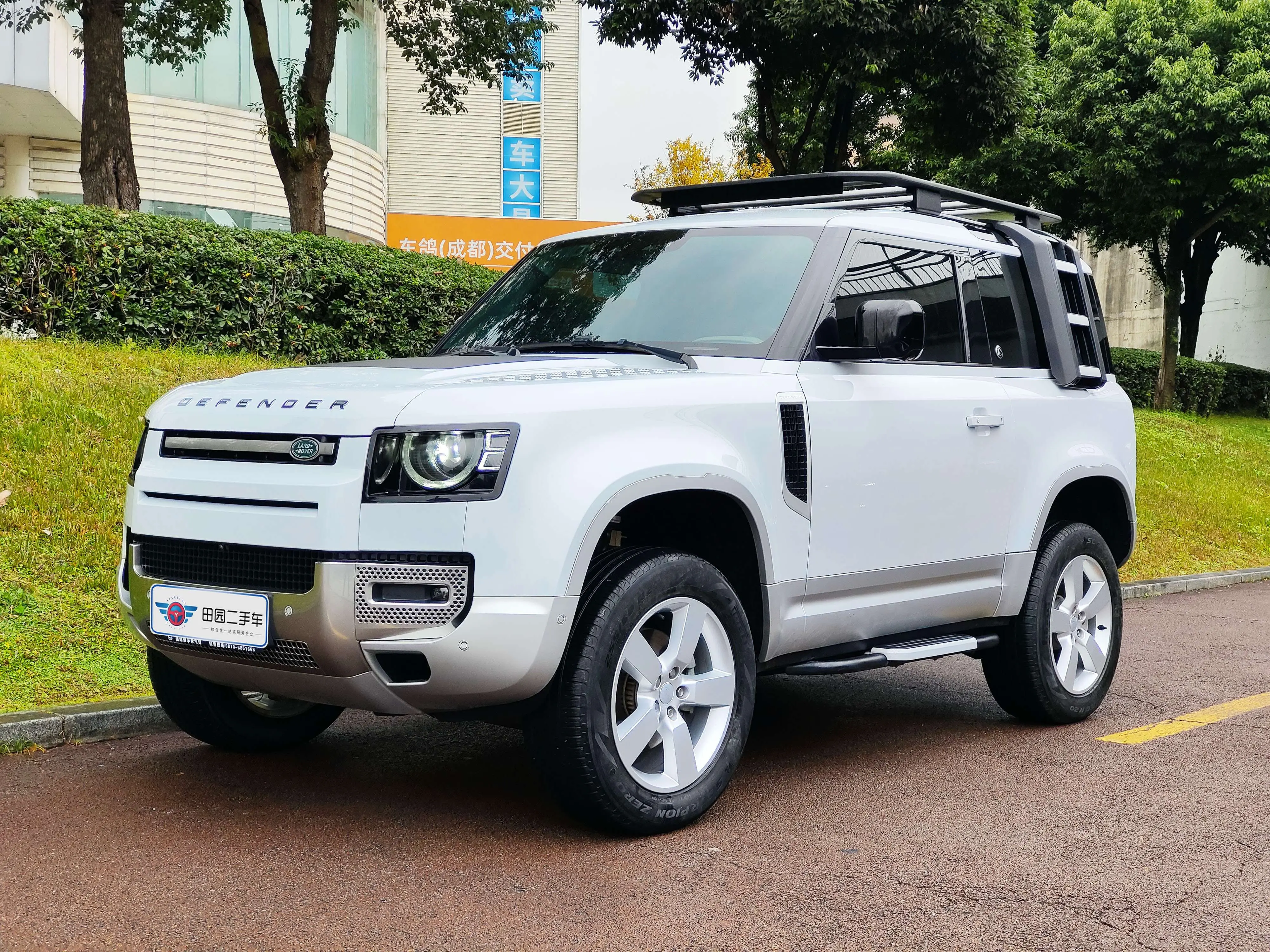 Land Rover Guard  из Китая