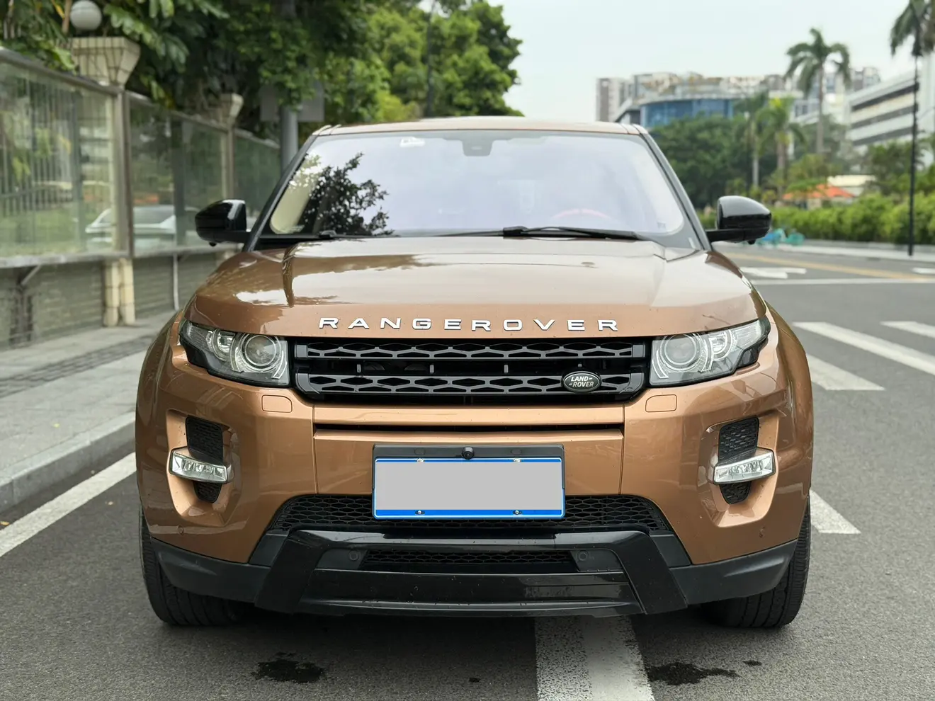 Land Rover Range Rover Evoque  из Китая