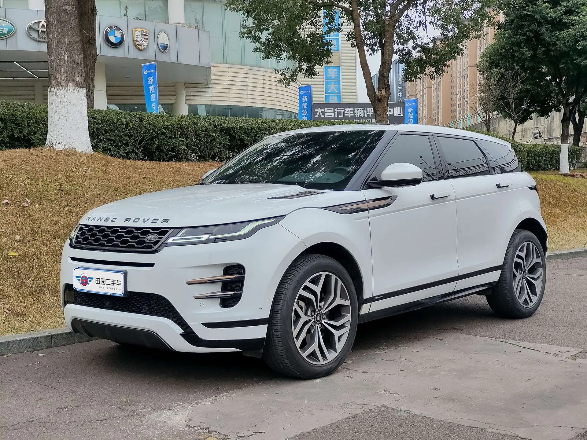 Land Rover Range Rover Evoque  из Китая