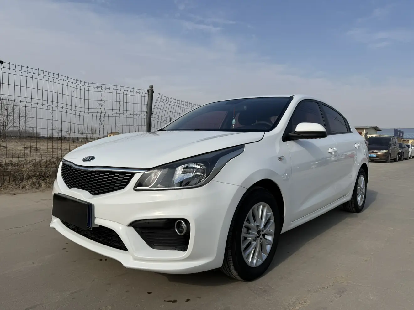 Kia K2  из Китая