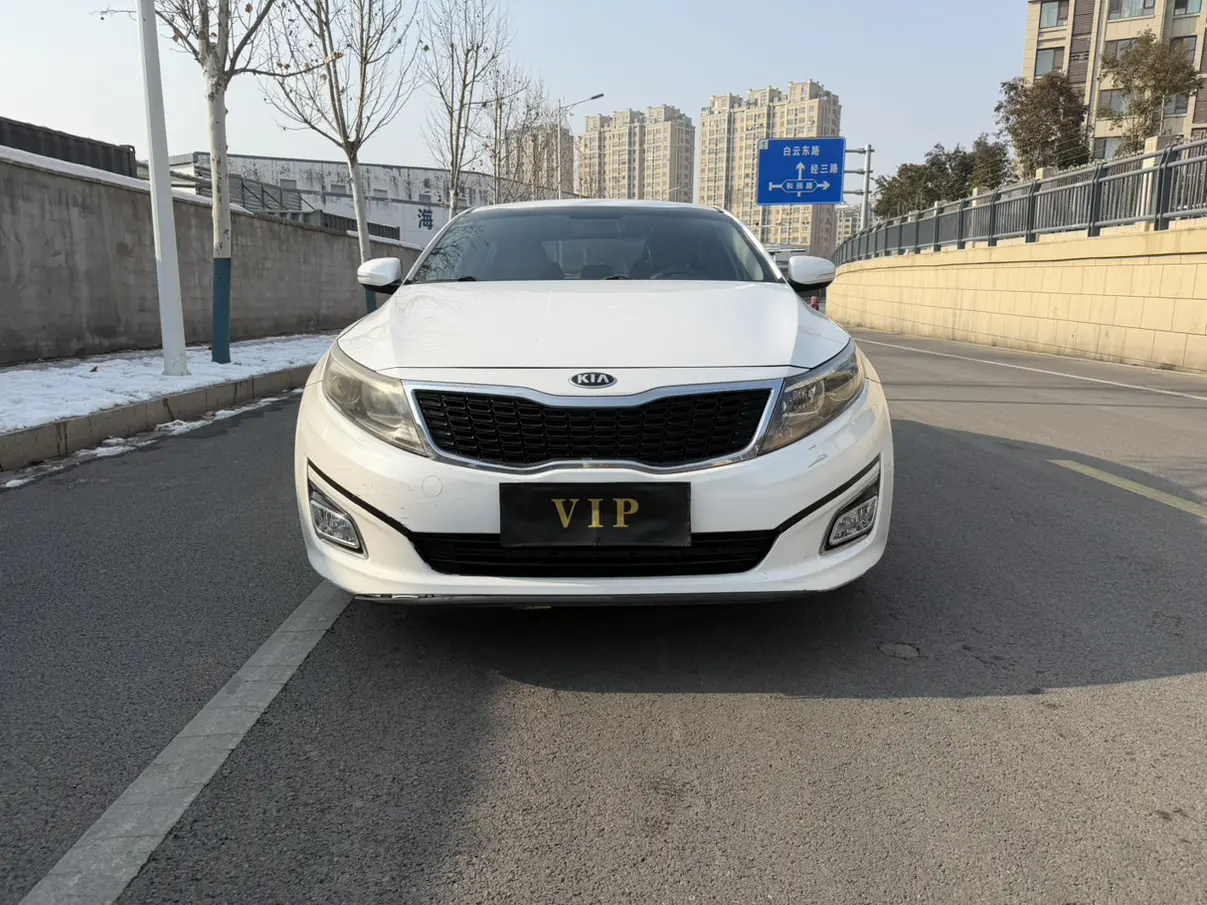 Kia K5  из Китая