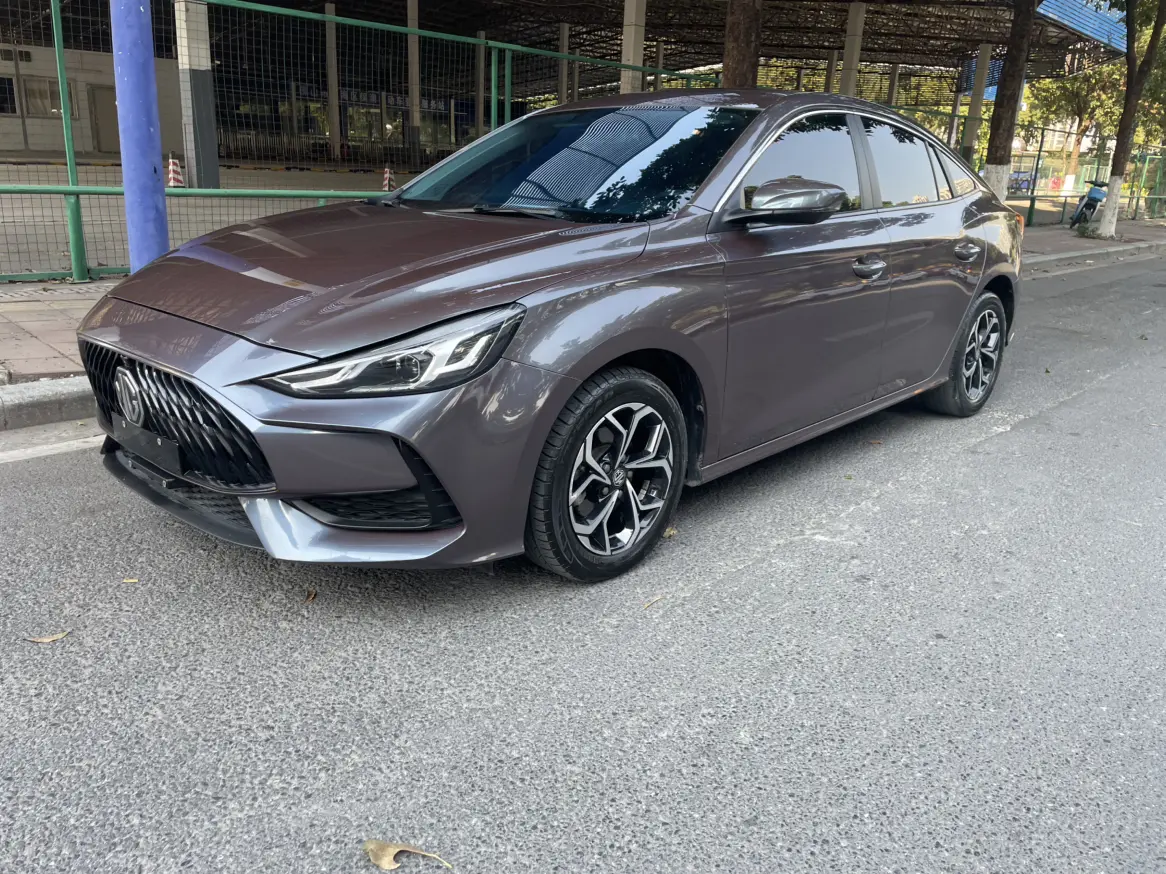 MG 5  из Китая