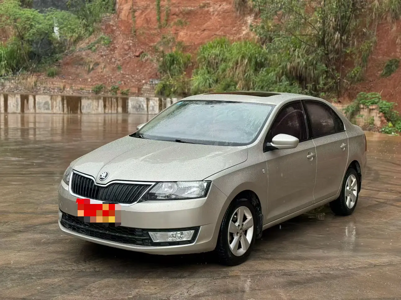 Skoda Xin Rui  из Китая