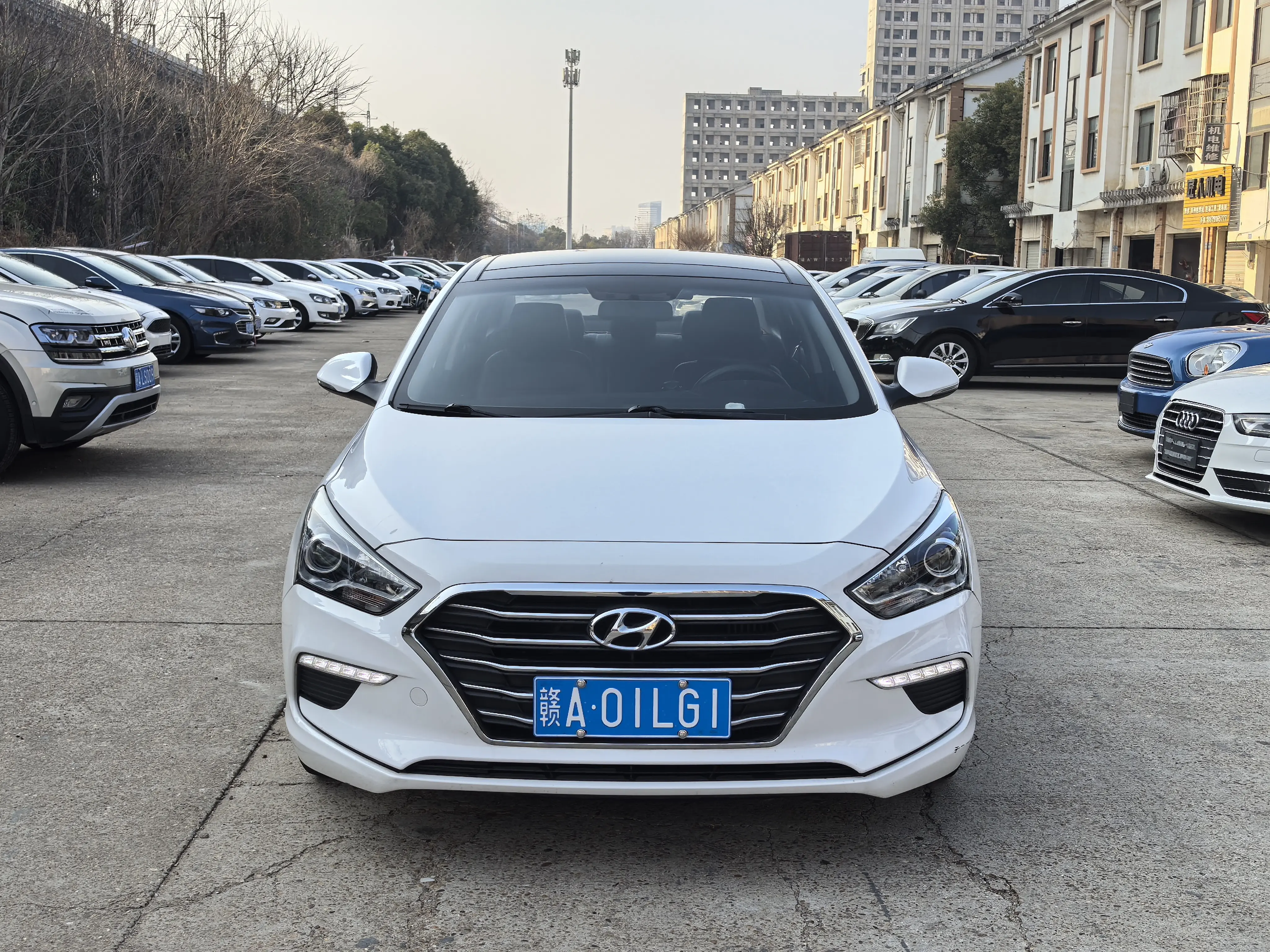 Hyundai Famous pictures  из Китая