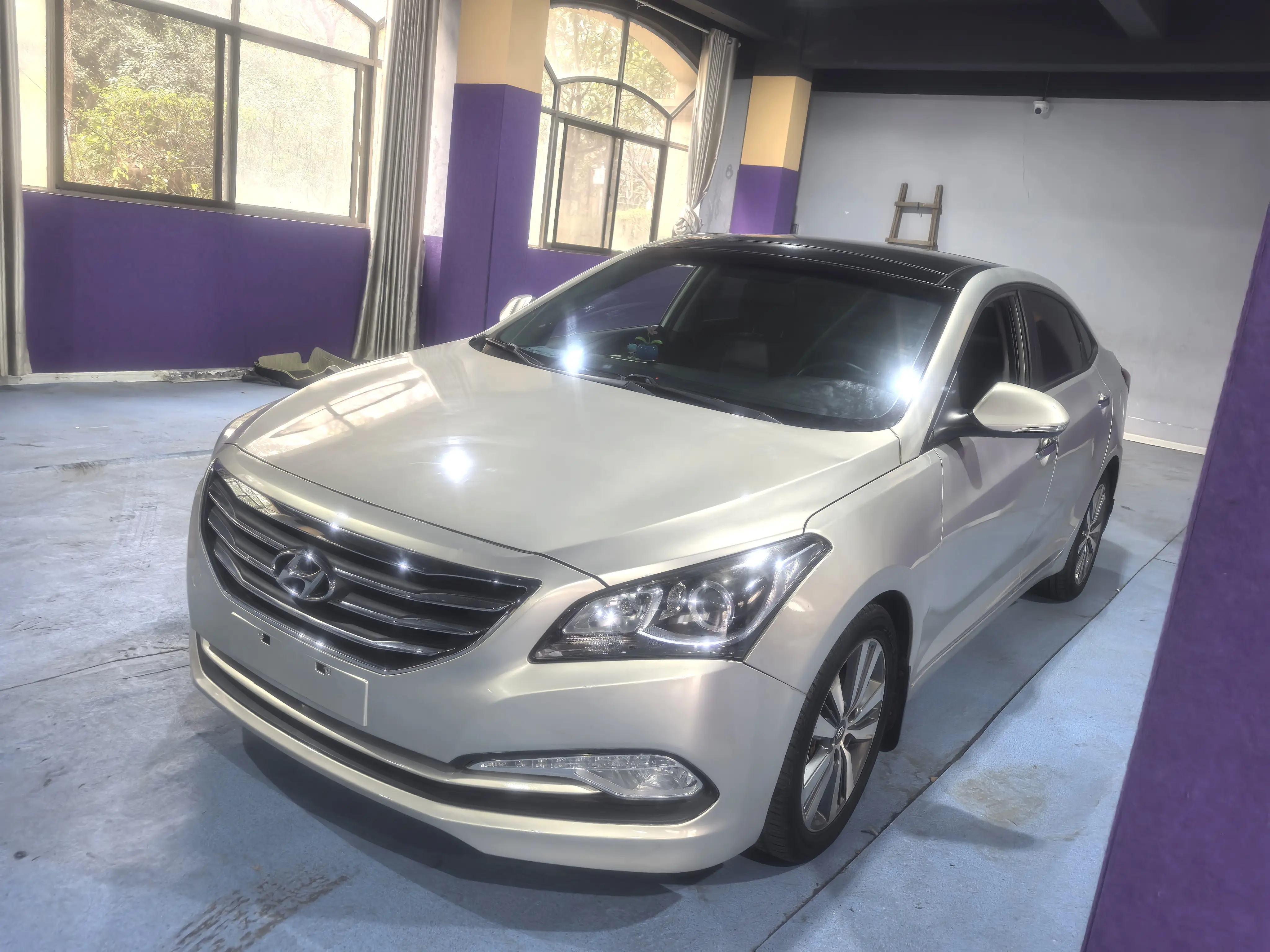 Hyundai Famous pictures  из Китая