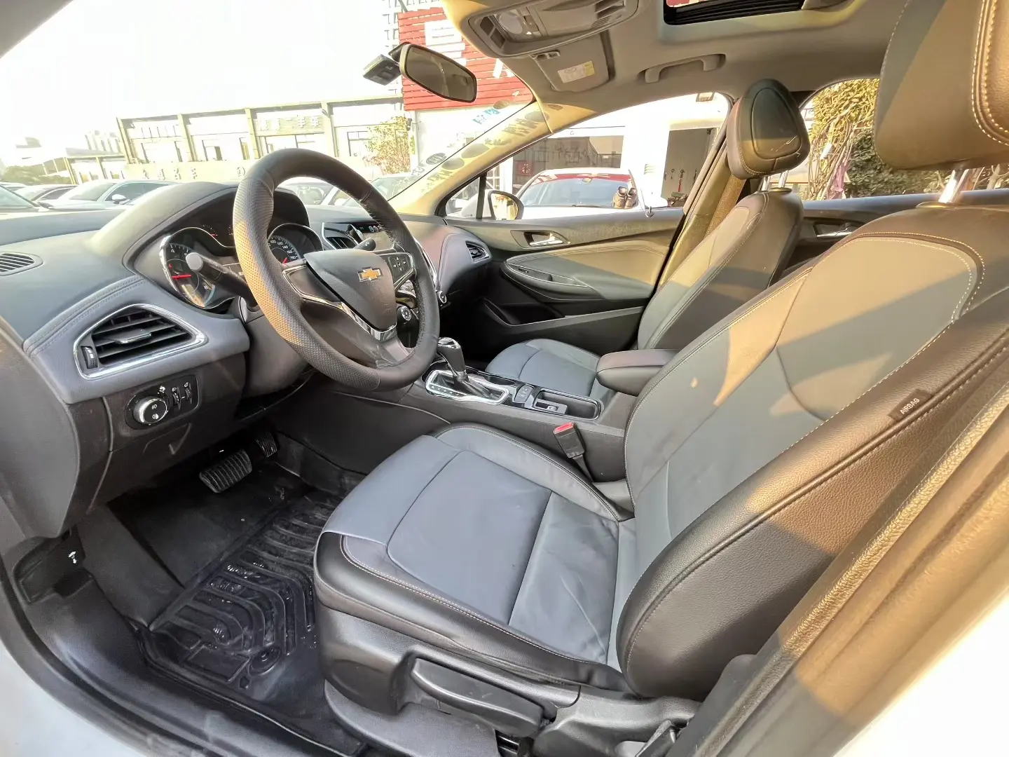 Chevrolet Monza (Cruze)  из Китая