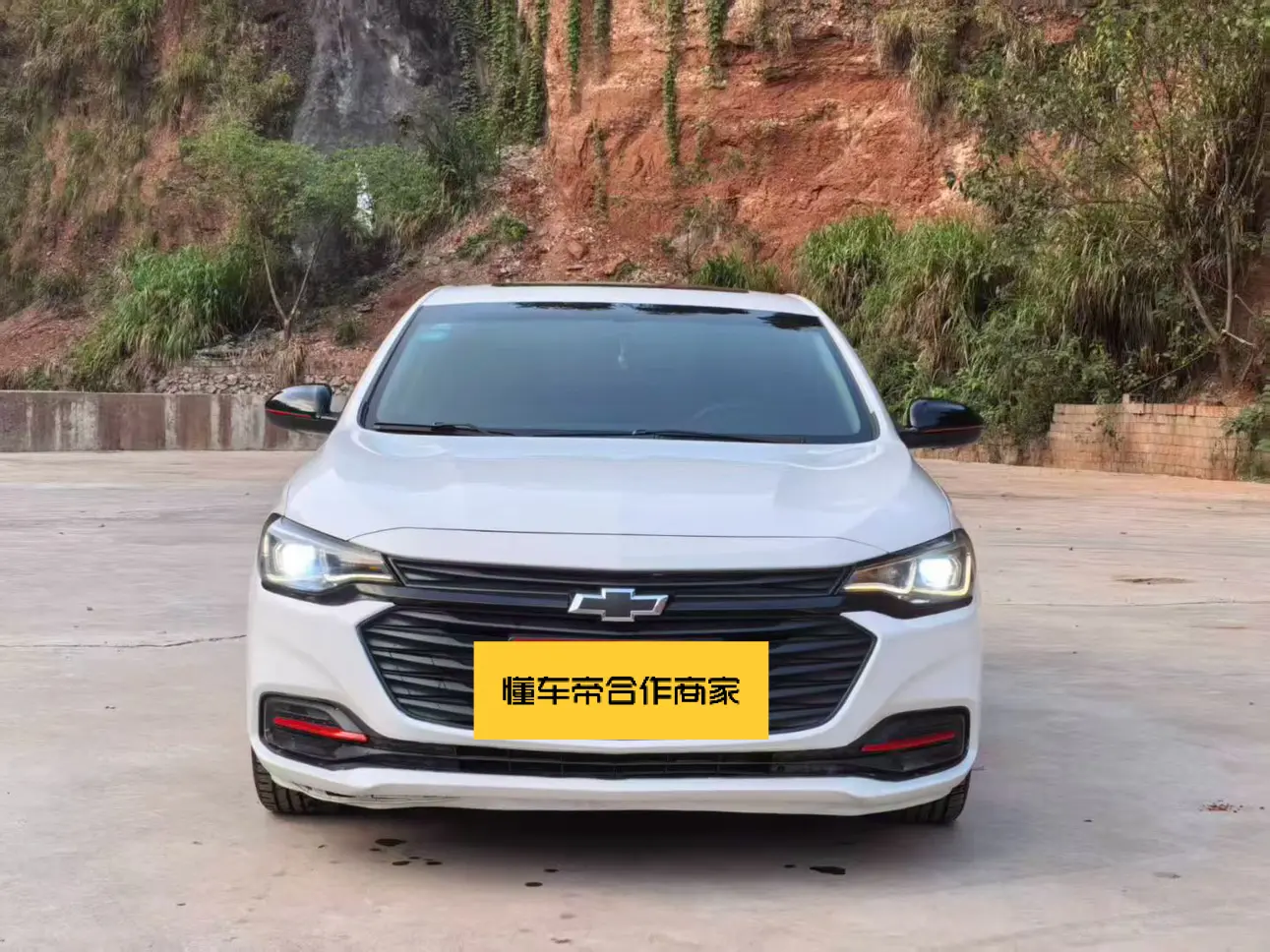 Chevrolet Monza (Cruze)  из Китая