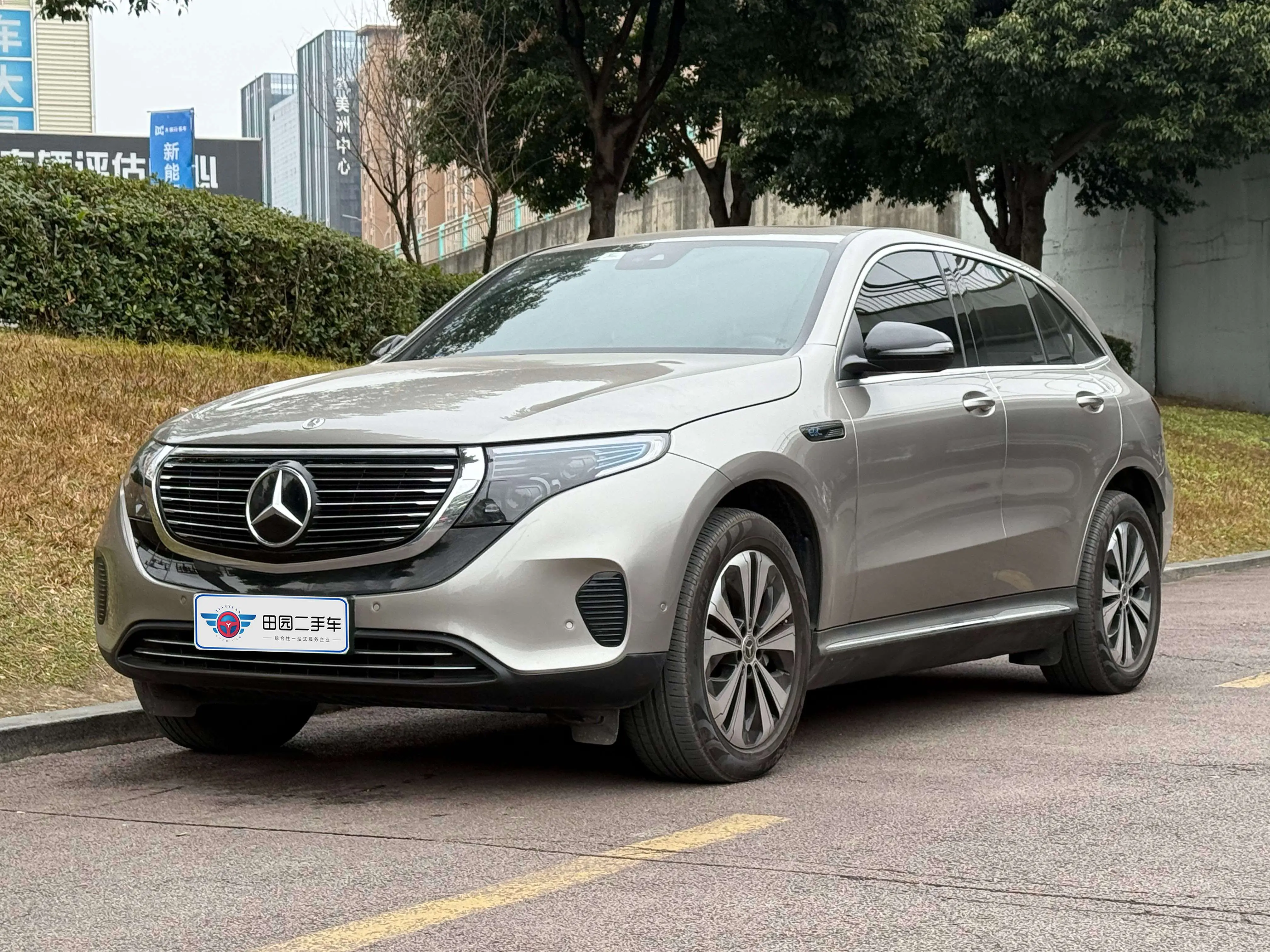 Mercedes-Benz EQC  из Китая
