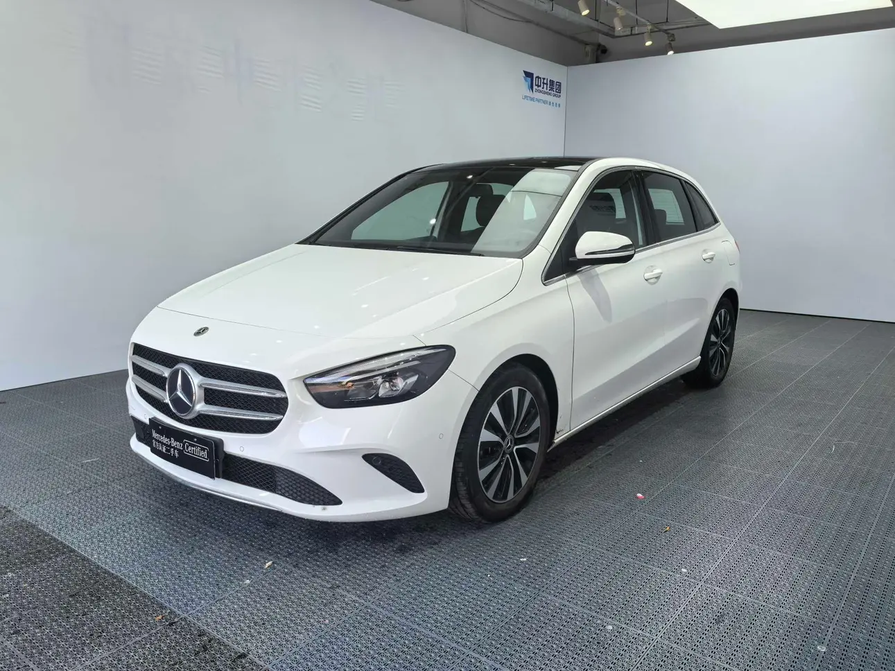Mercedes-Benz Mercedes Benz B Class  из Китая