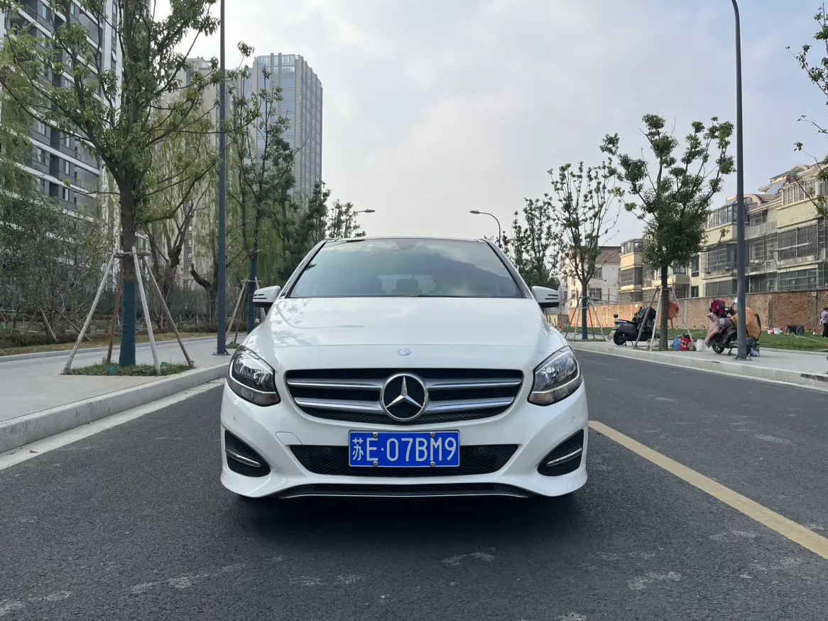 Mercedes-Benz Mercedes Benz B Class  из Китая