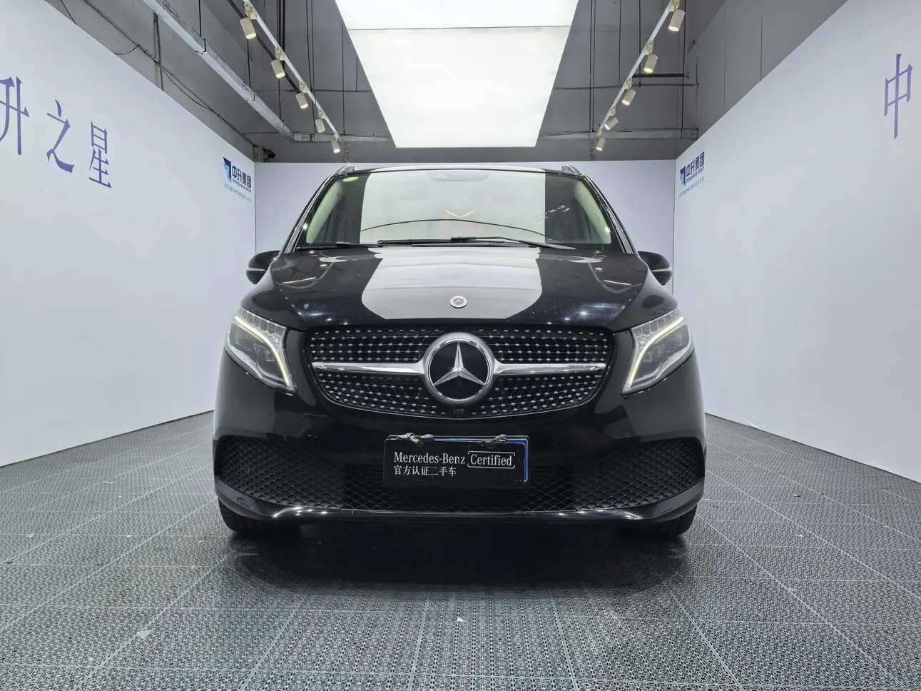 Mercedes-Benz Mercedes Benz V Class  из Китая