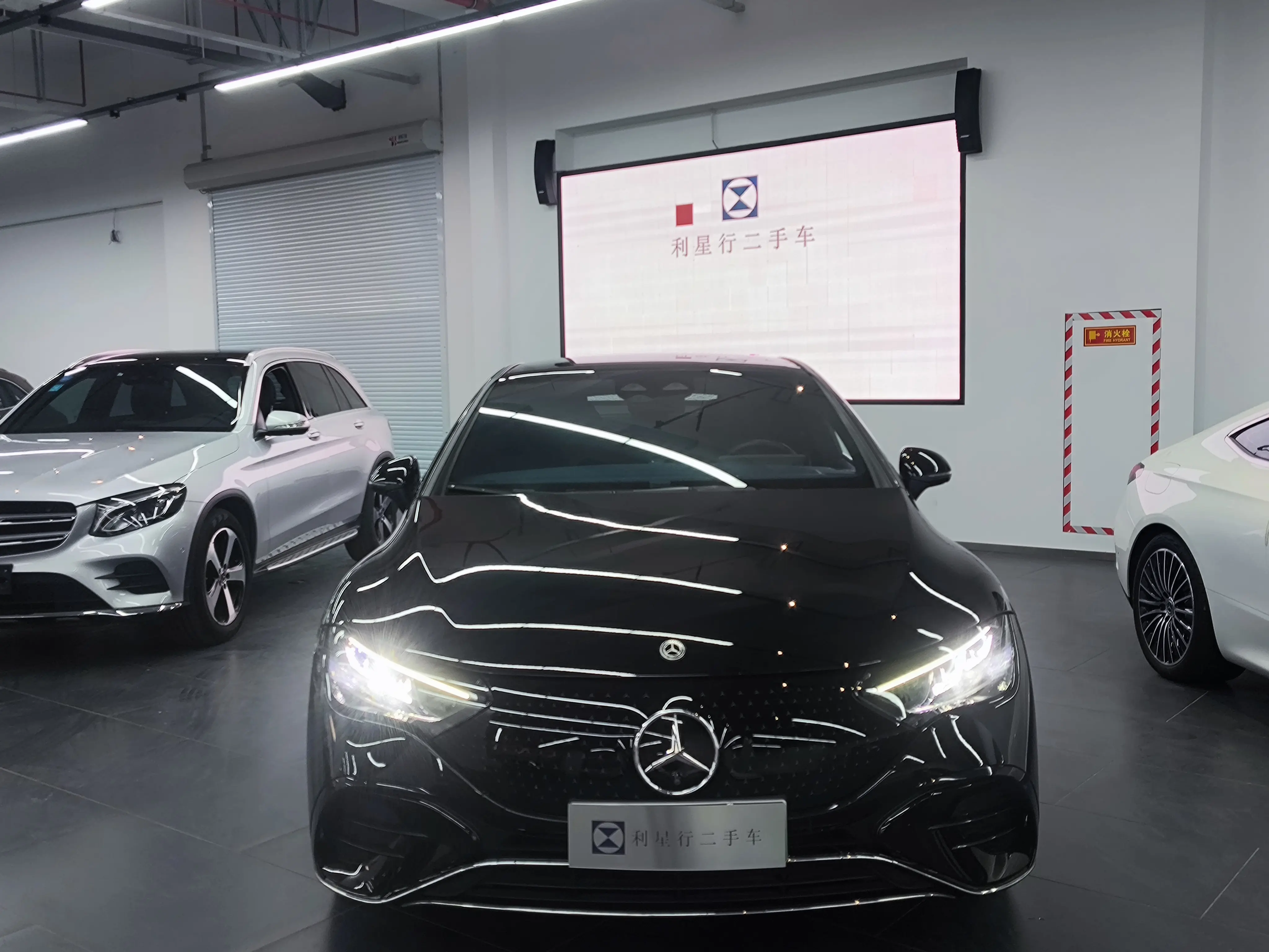 Mercedes-Benz EQE  из Китая