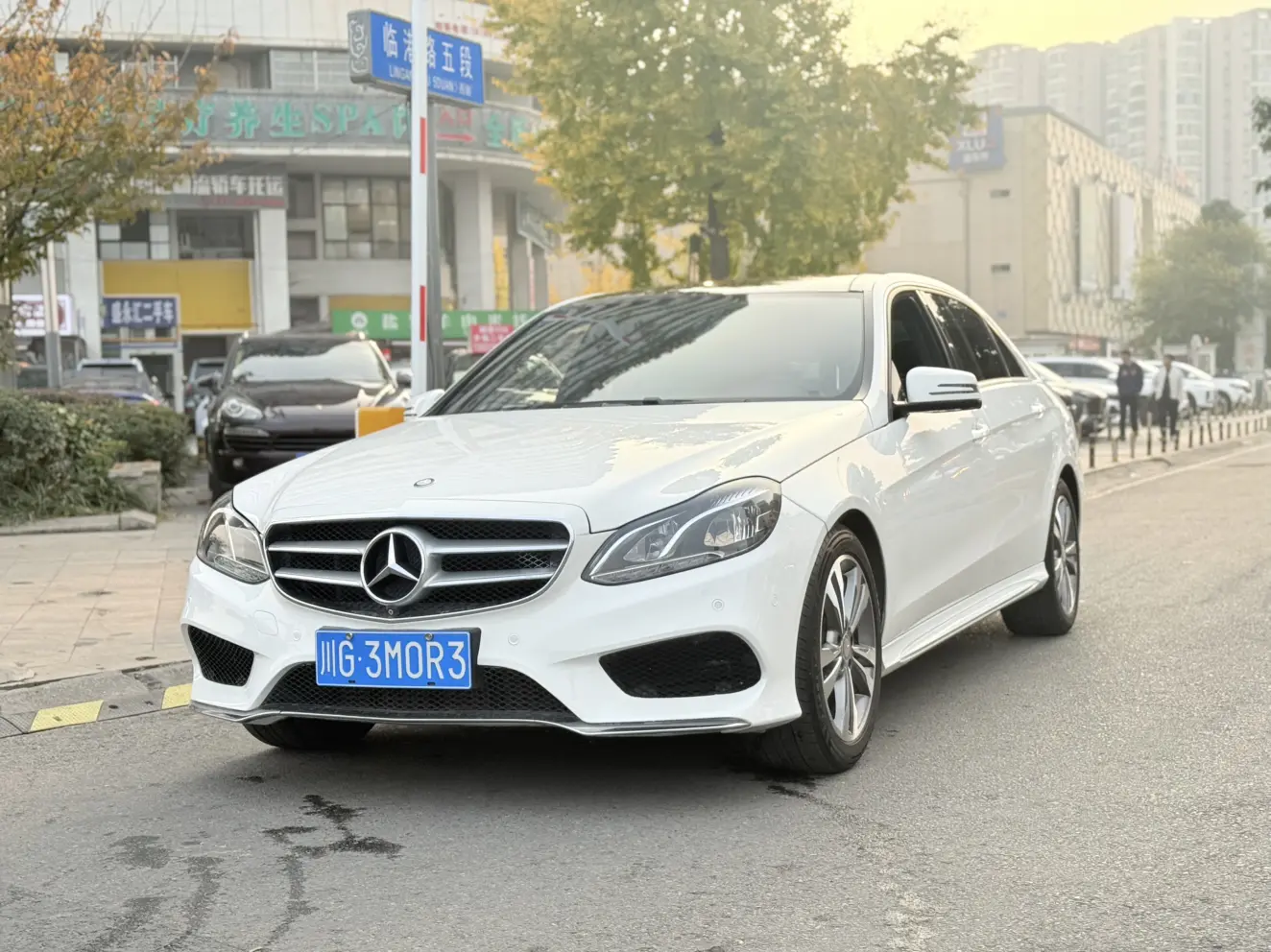 Mercedes-Benz E-Class  из Китая