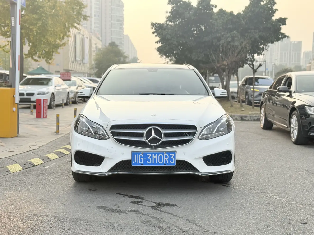 Mercedes-Benz E-Class  из Китая