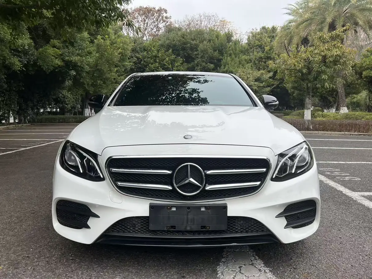 Mercedes-Benz E-Class  из Китая