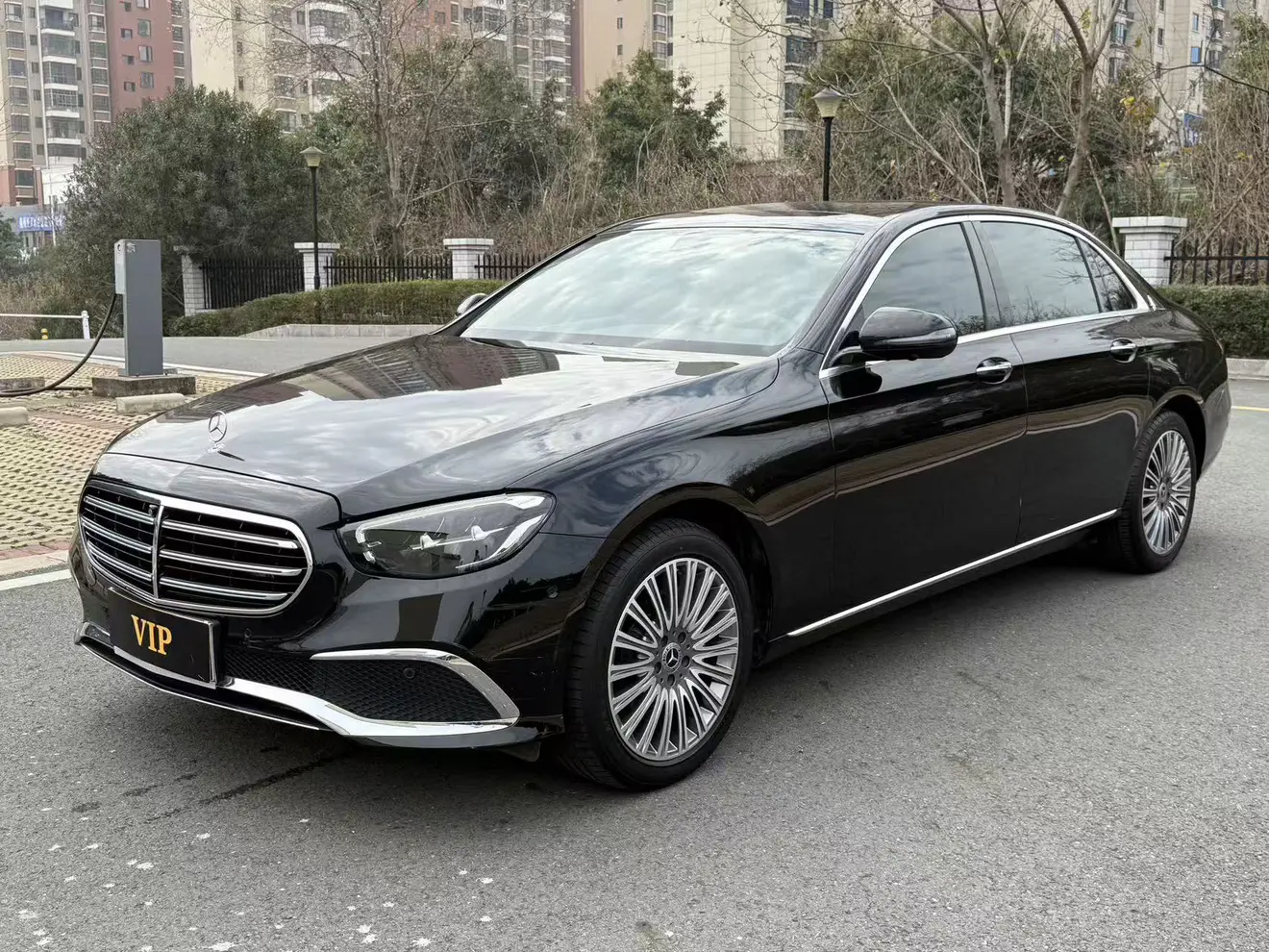 Mercedes-Benz E-Class  из Китая