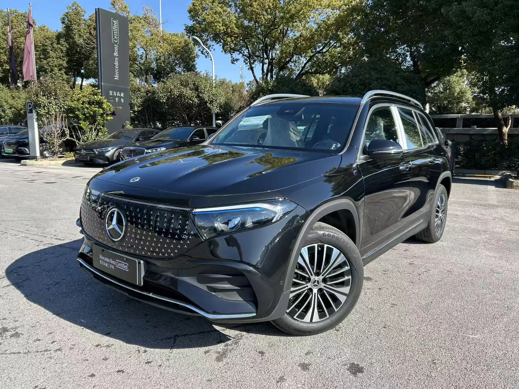 Mercedes-Benz EQB  из Китая