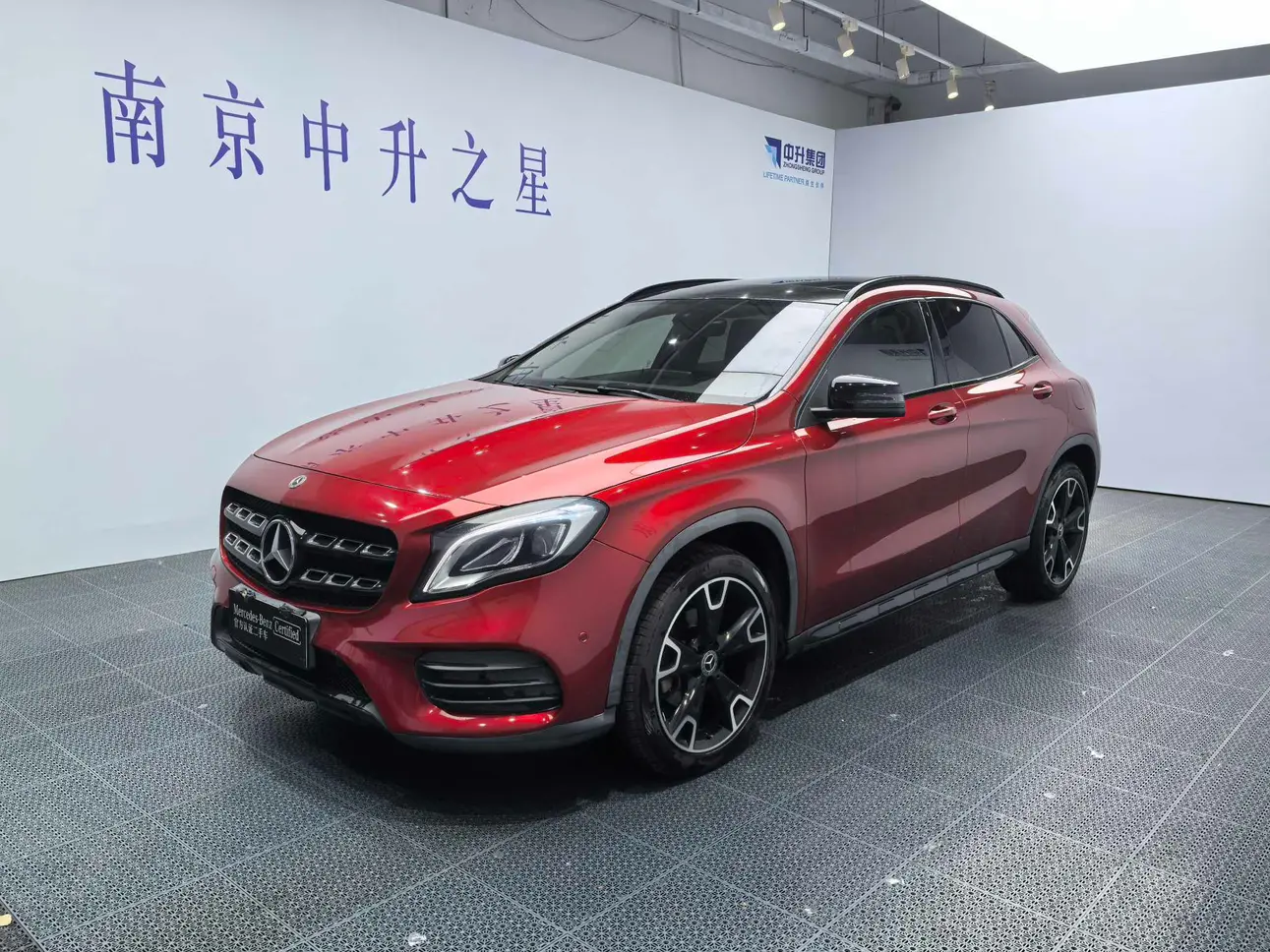 Mercedes-Benz GLA  из Китая