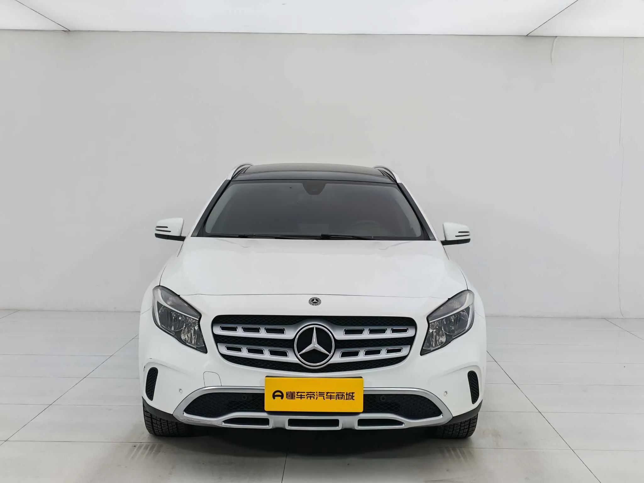 Mercedes-Benz GLA  из Китая