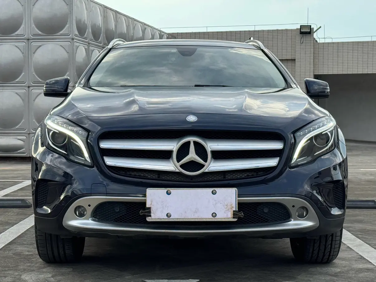 Mercedes-Benz GLA  из Китая