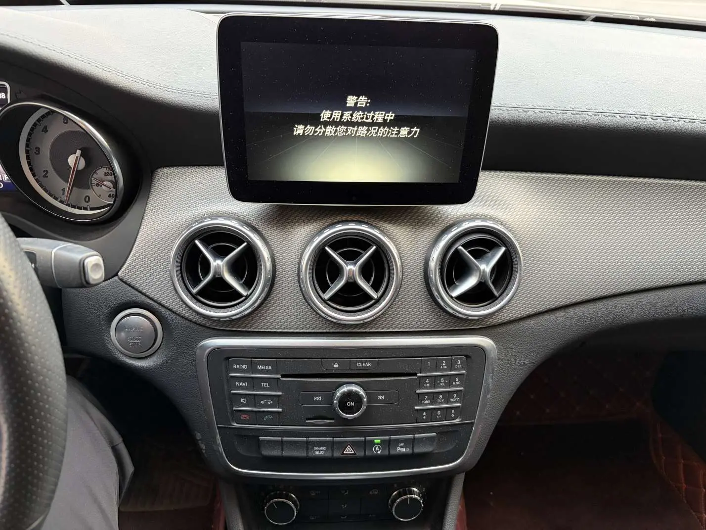 Mercedes-Benz GLA  из Китая