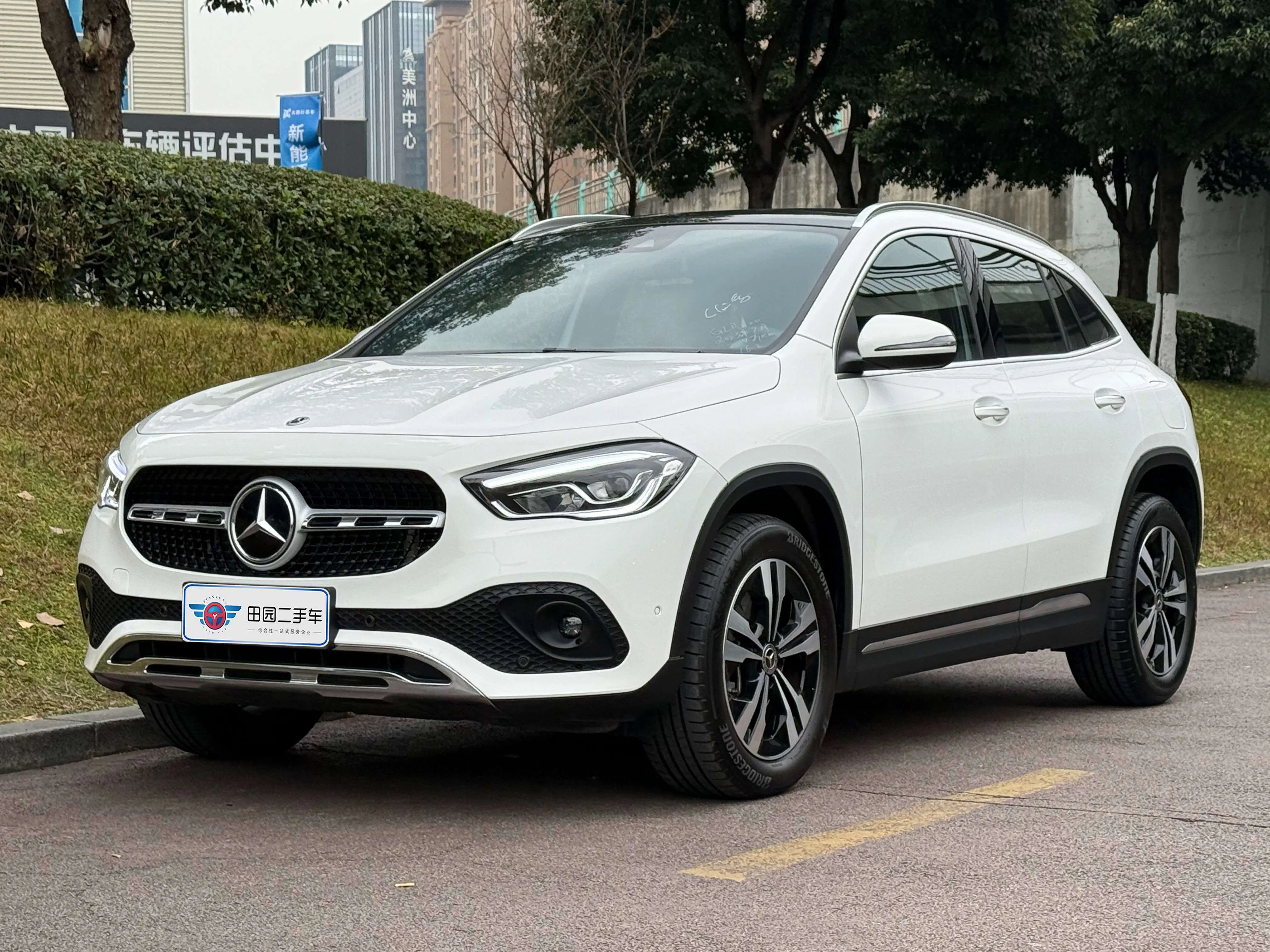 Mercedes-Benz GLA  из Китая