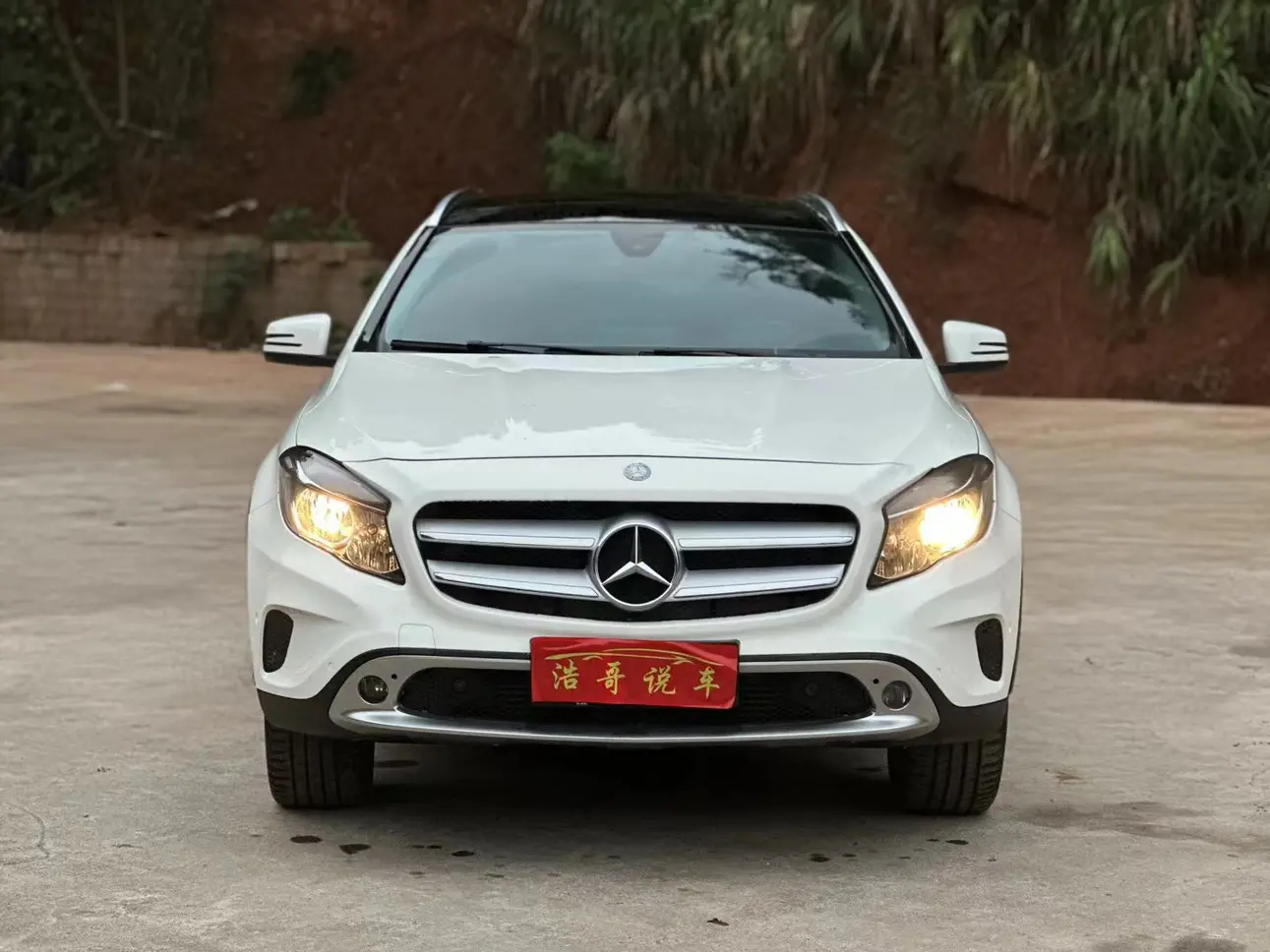 Mercedes-Benz GLA  из Китая