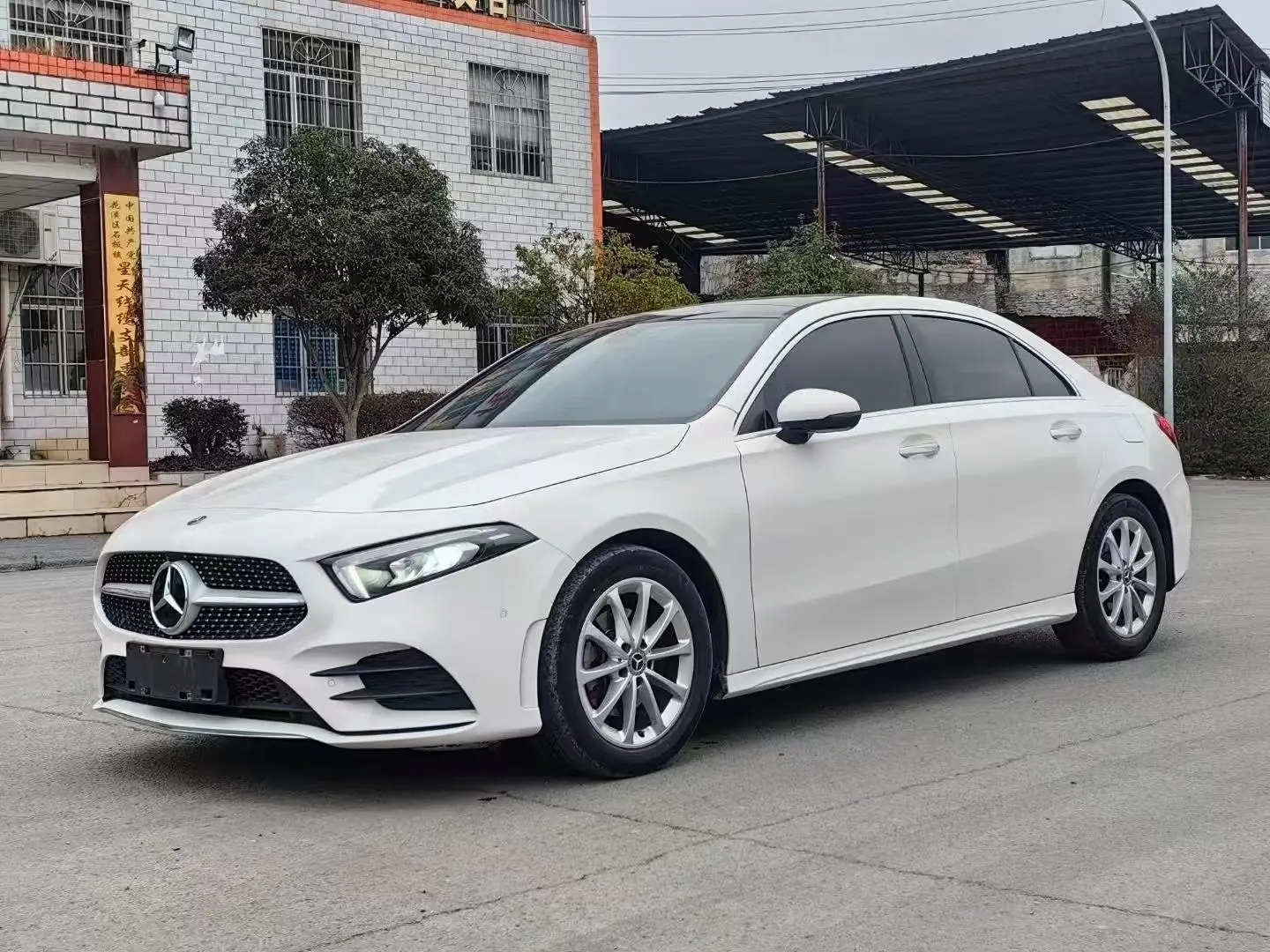 Mercedes-Benz Mercedes Benz A Class  из Китая