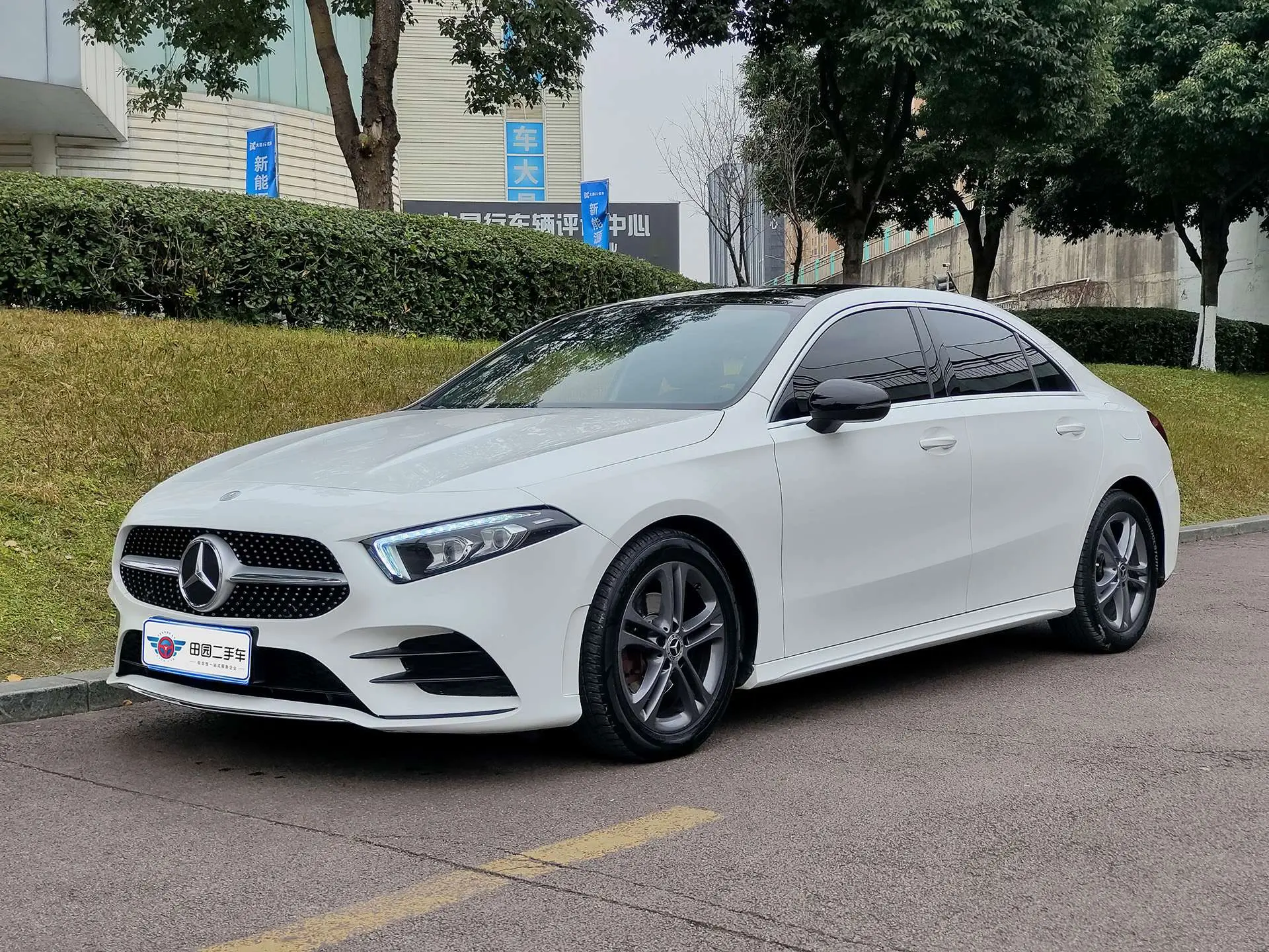 Mercedes-Benz Mercedes Benz A Class  из Китая