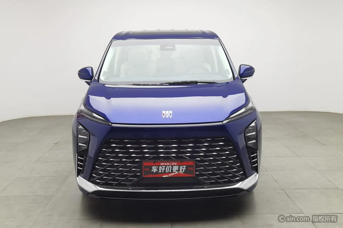 Buick GL8 PHEV  из Китая