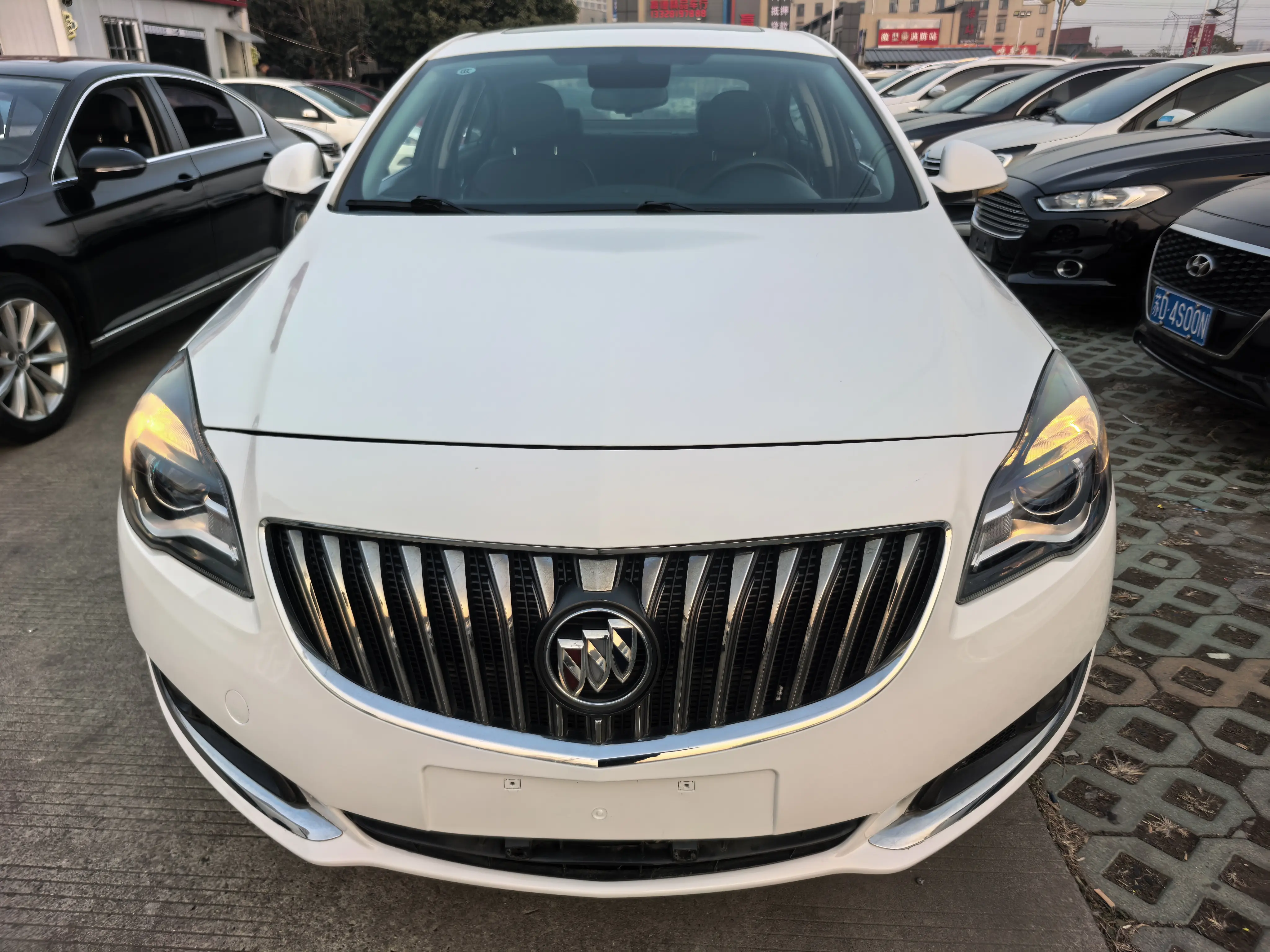 Buick Majesty  из Китая